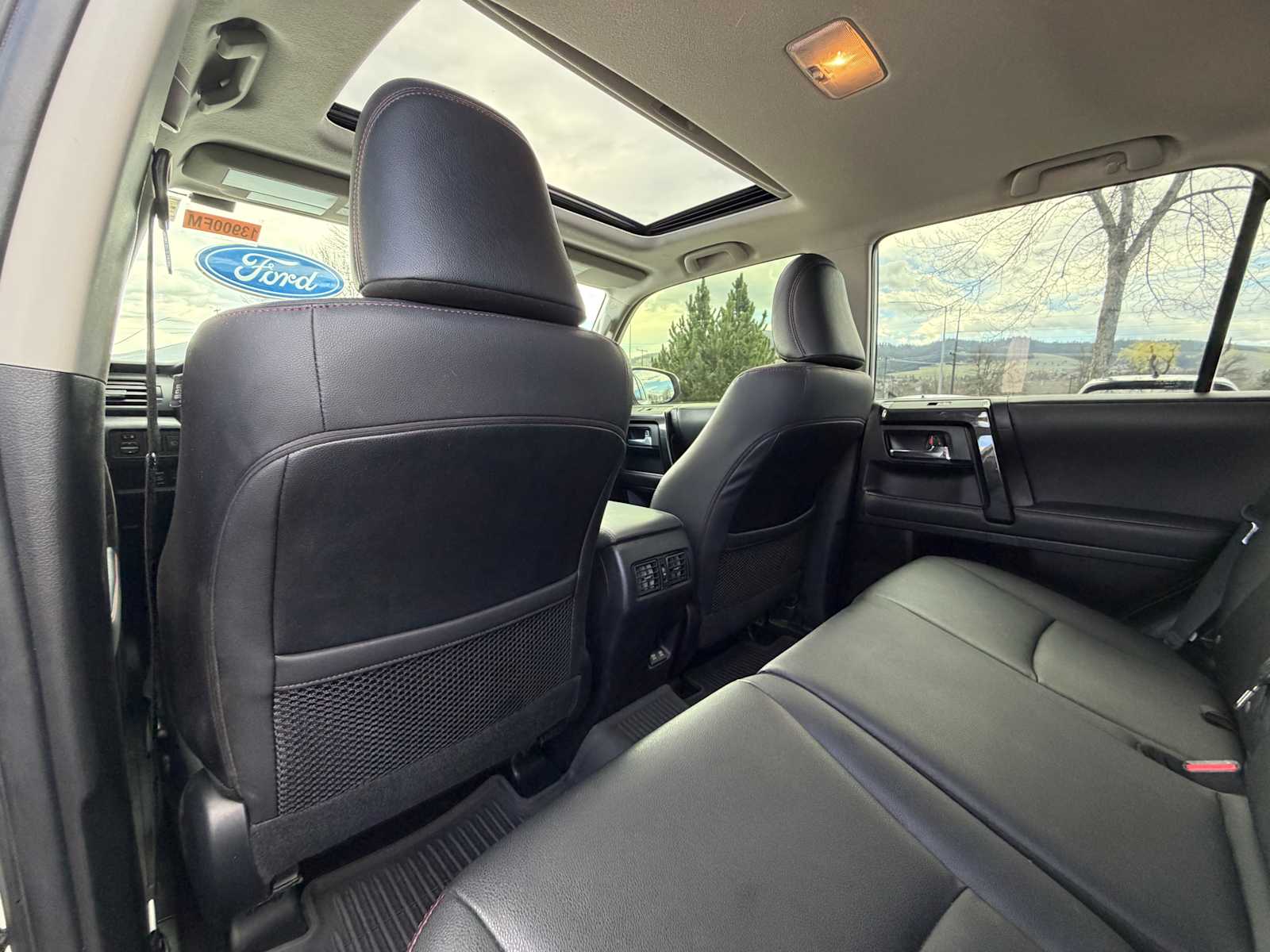 Thumbnail: 2022 Toyota 4Runner - 27