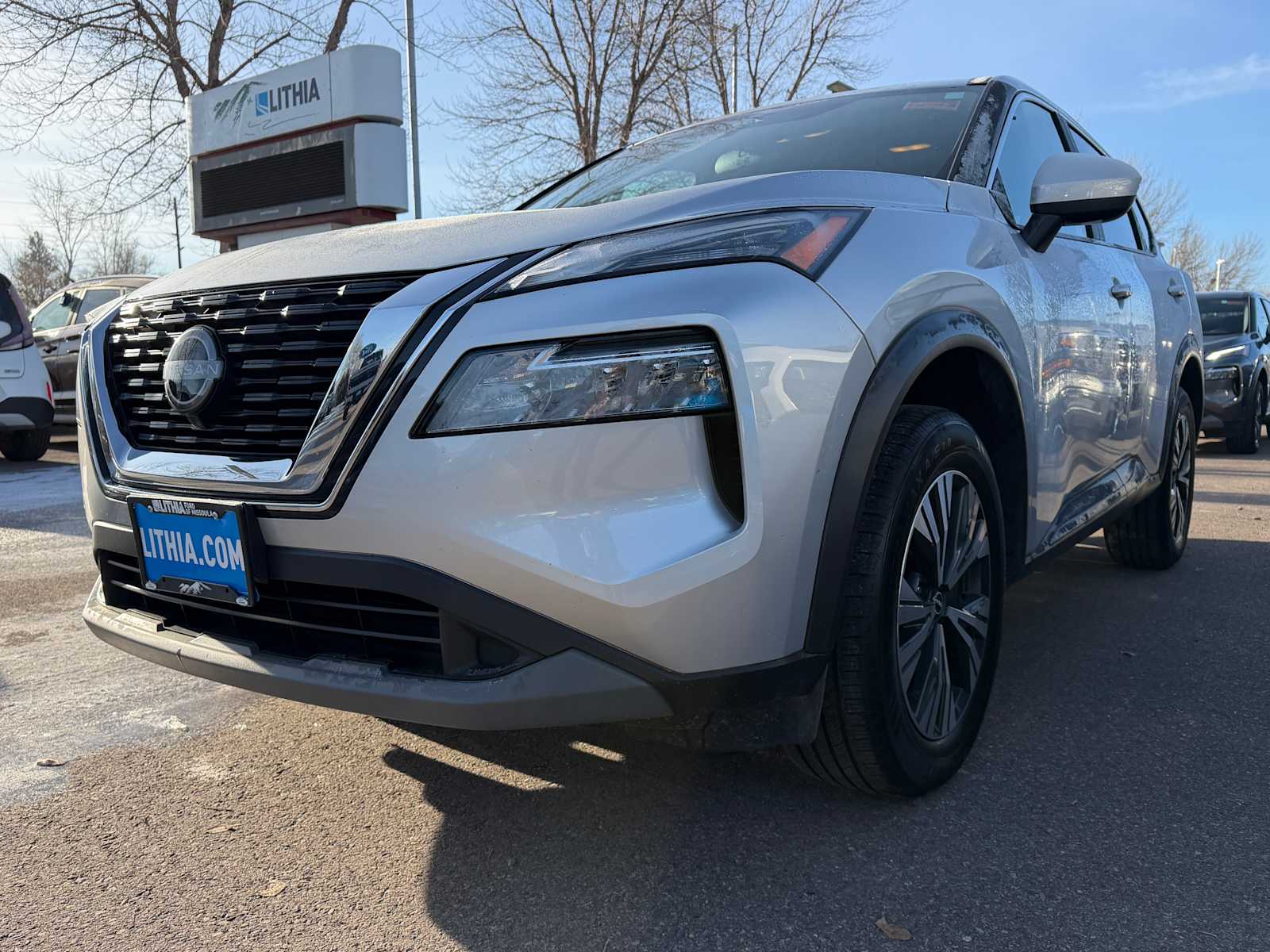 2023 Nissan Rogue SV's photo
