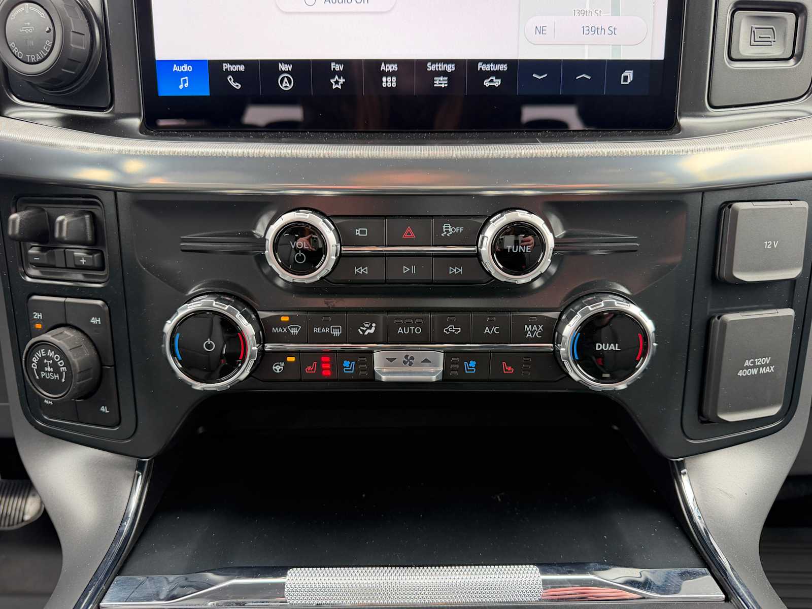 2025 Ford F-150 Lariat - Photo 19