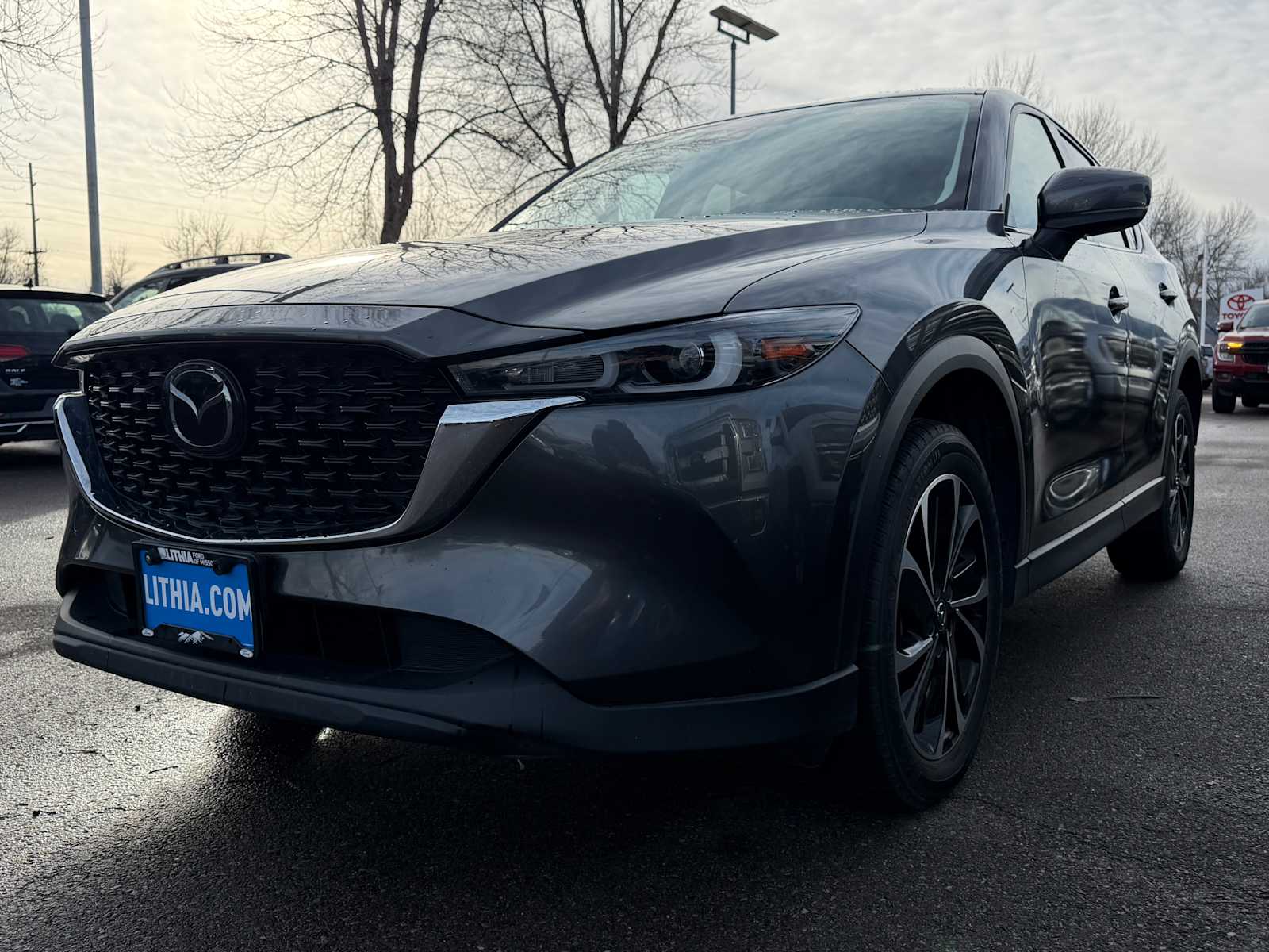 2023 Mazda CX-5 S Premium package's photo
