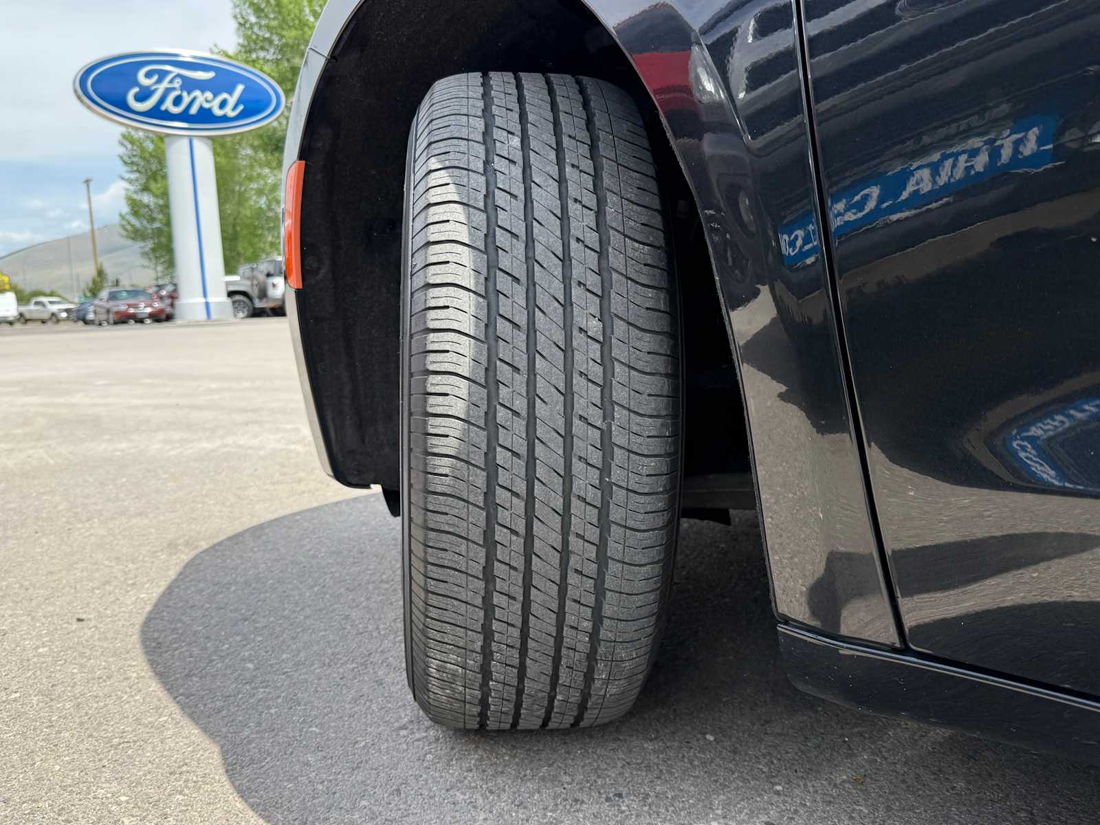 2023 Chrysler Voyager LX 27