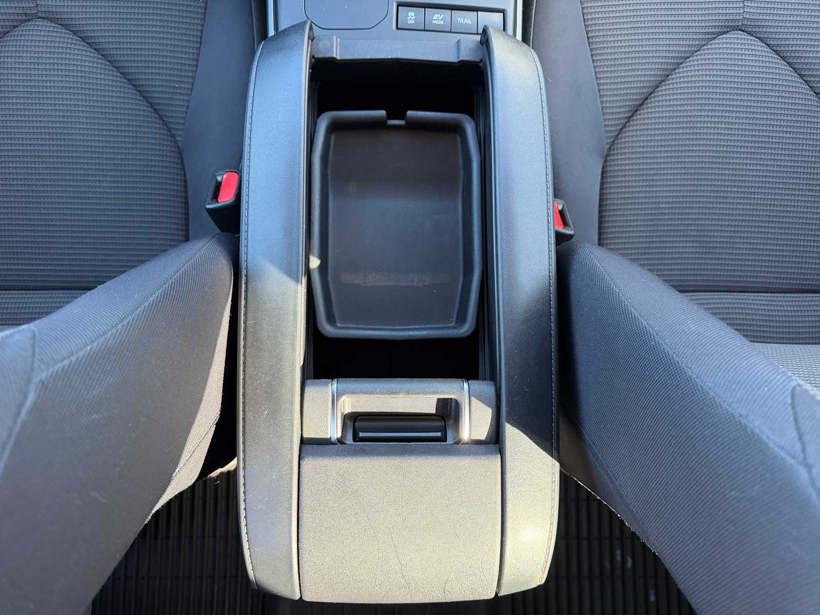 Thumbnail: 2022 Toyota Highlander - 20