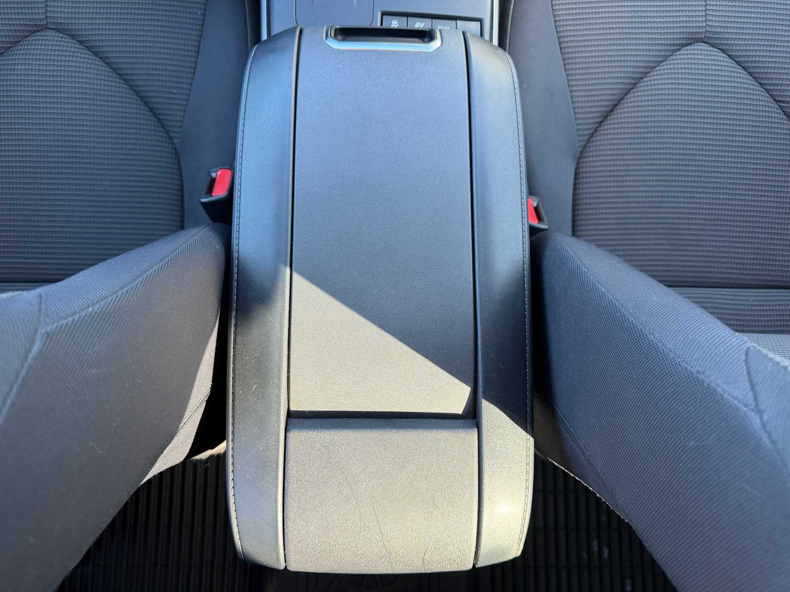 Thumbnail: 2022 Toyota Highlander - 19