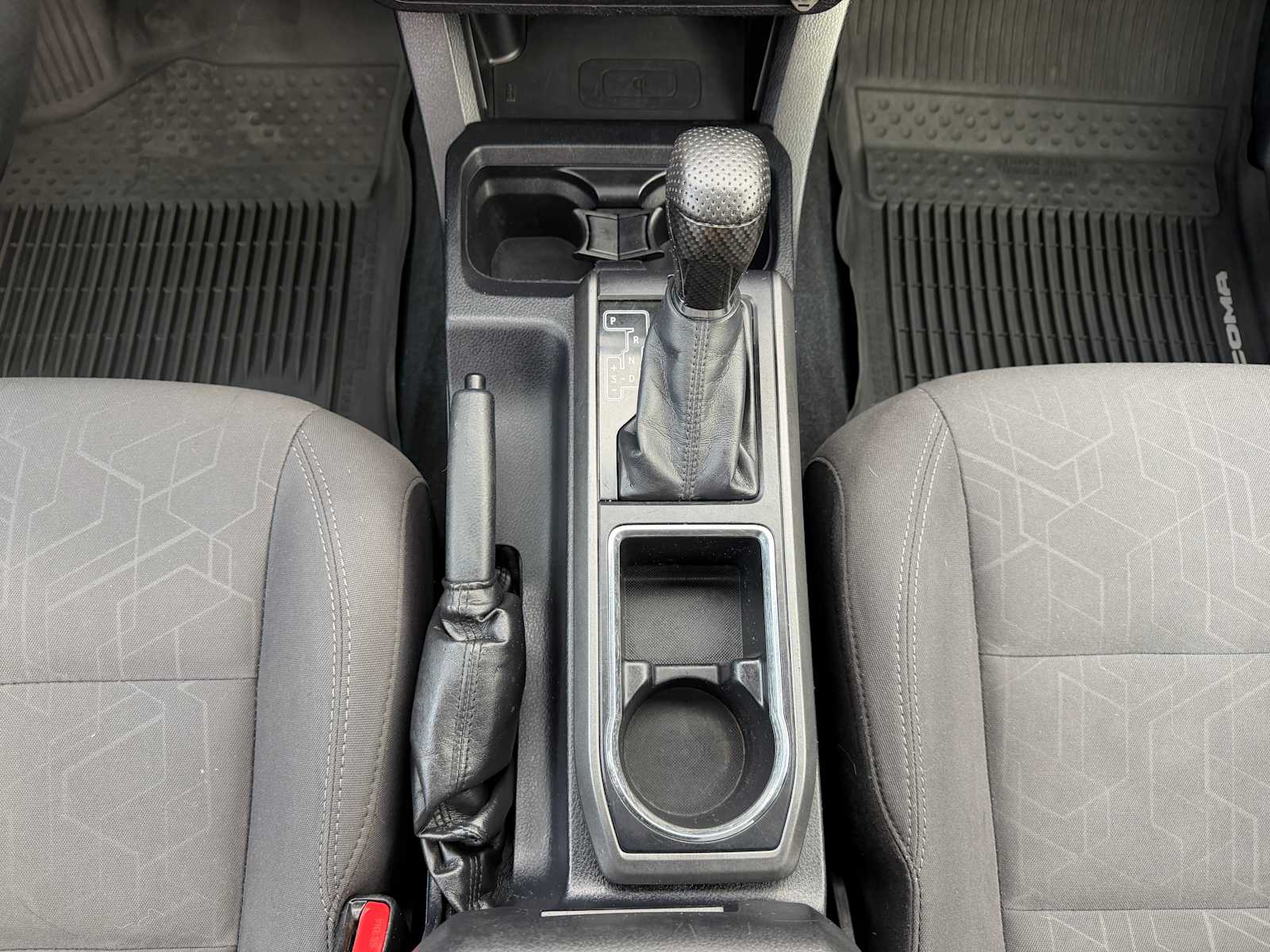 Thumbnail: 2017 Toyota Tacoma - 19