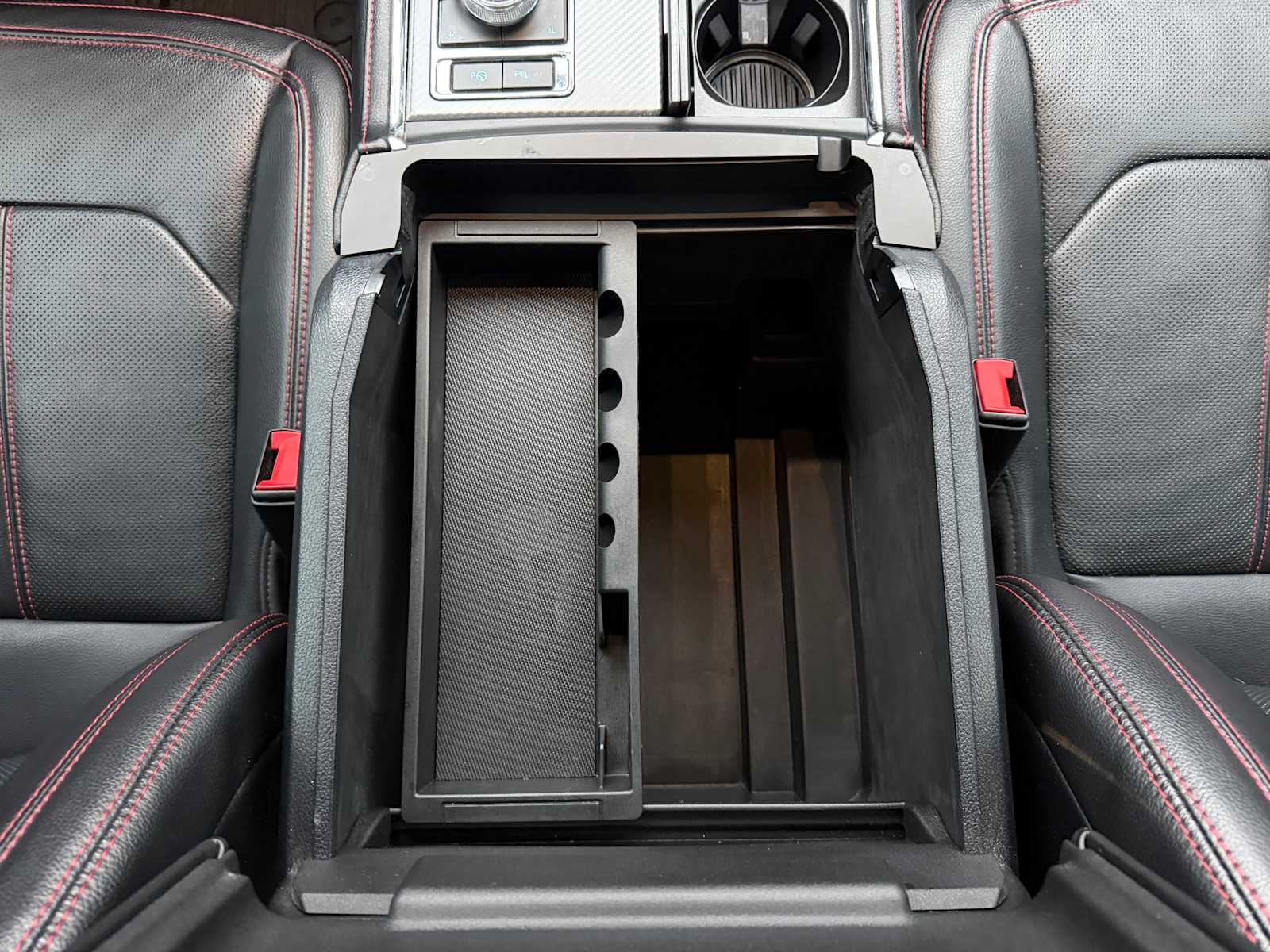 Thumbnail: 2021 Ford Expedition - 23