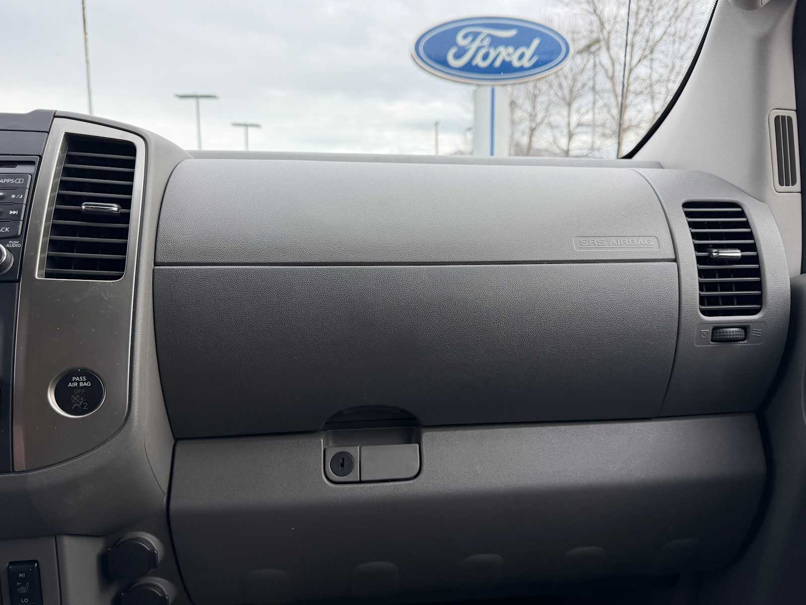 Thumbnail: 2016 Nissan Frontier - 23