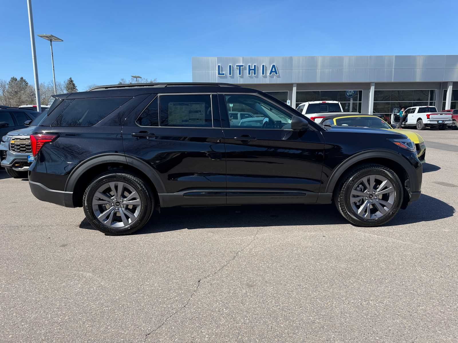 Thumbnail: 2026 Ford Explorer - 6
