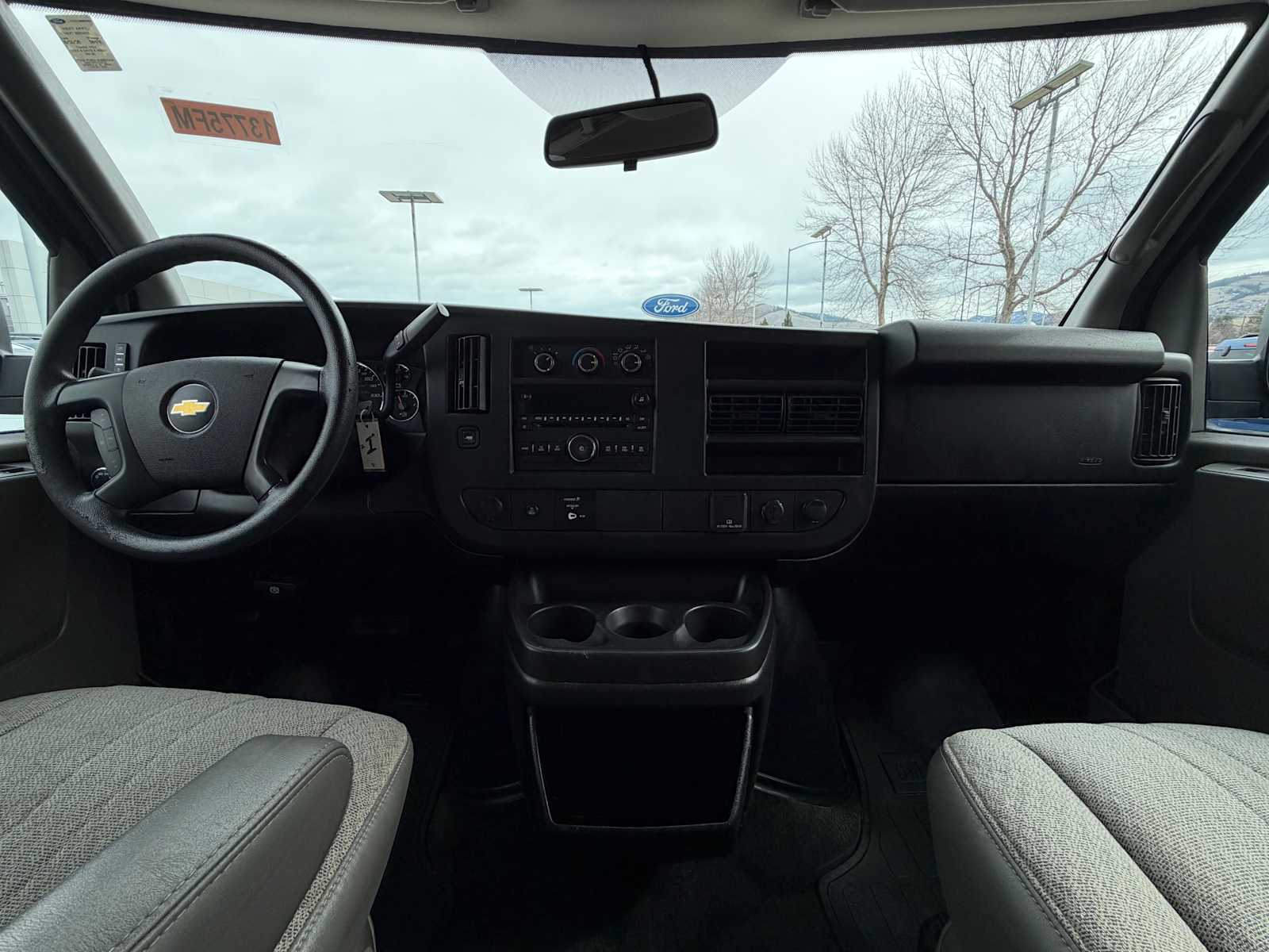 Thumbnail: 2015 Chevrolet Express - 30