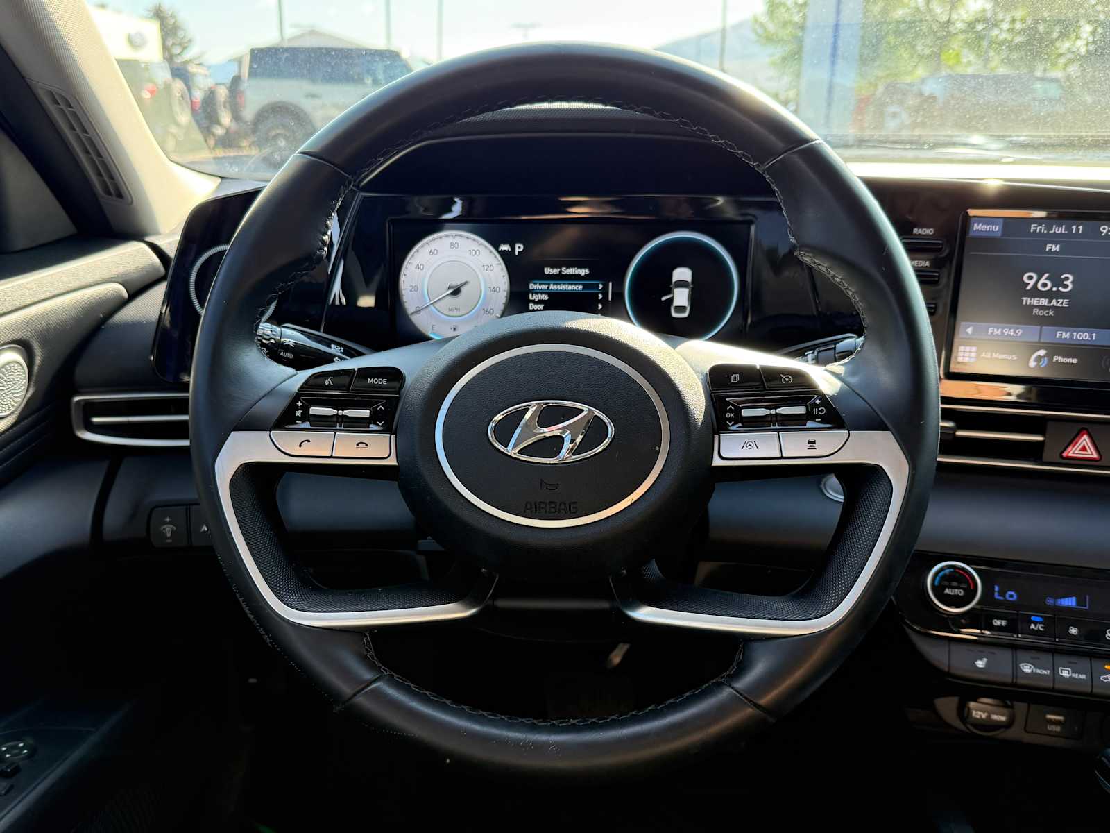 Thumbnail: 2022 Hyundai Elantra - 13