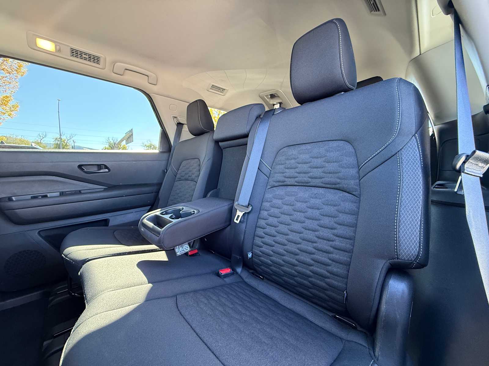 Thumbnail: 2025 Nissan Pathfinder - 23