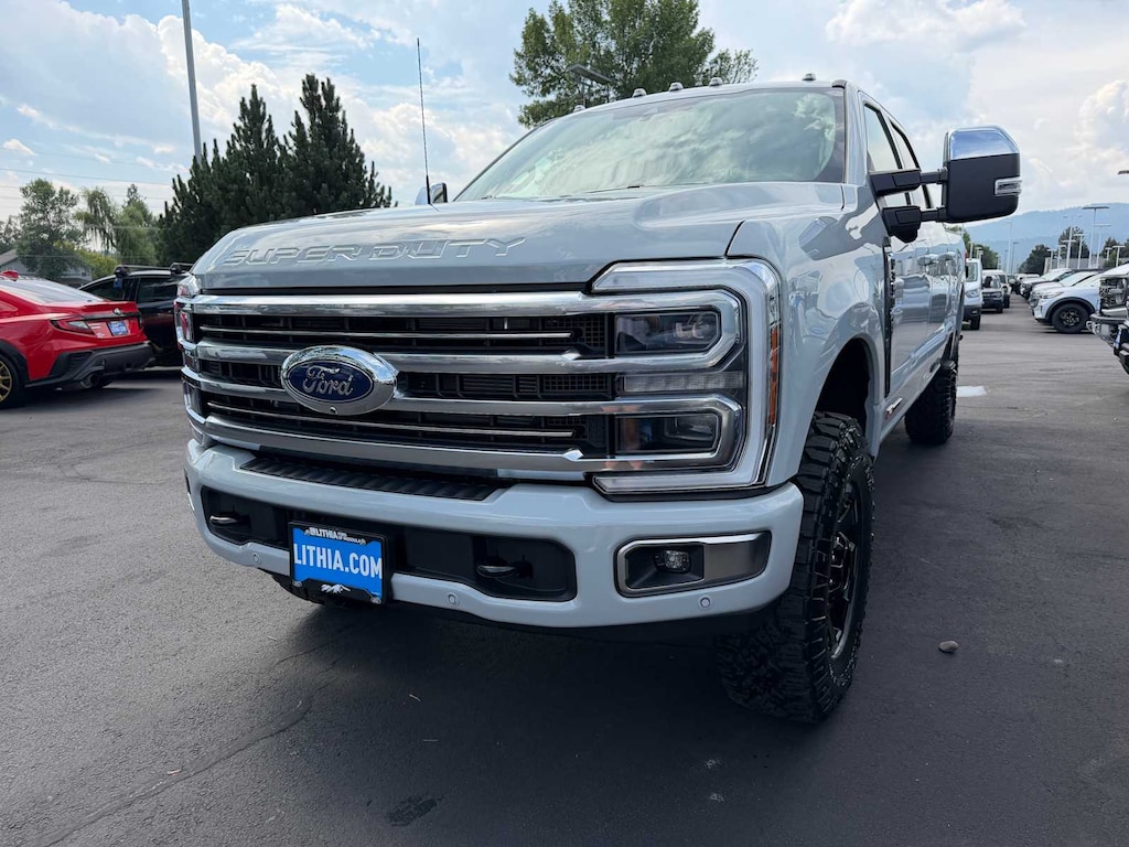New 2026 Ford F-350 Platinum Truck Crew Cab