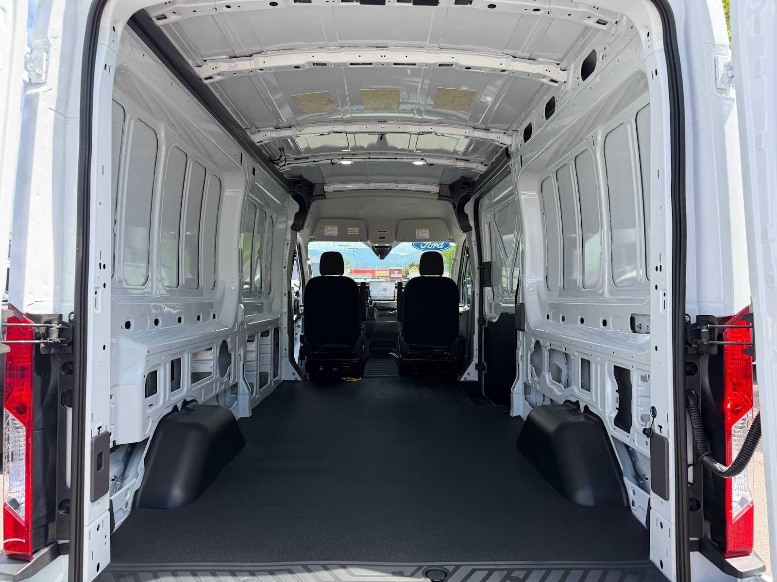 Thumbnail: 2026 Ford Transit Series - 10