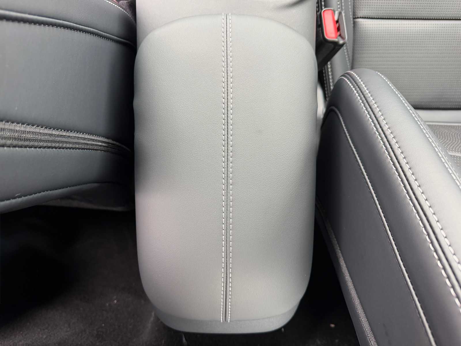 Thumbnail: 2025 Ford Mustang - 24