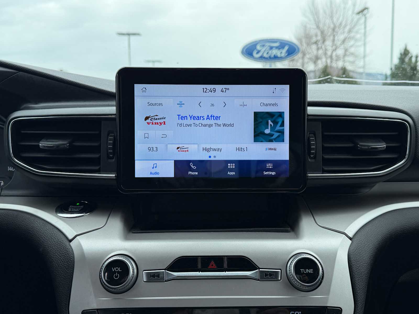 Thumbnail: 2020 Ford Explorer - 16