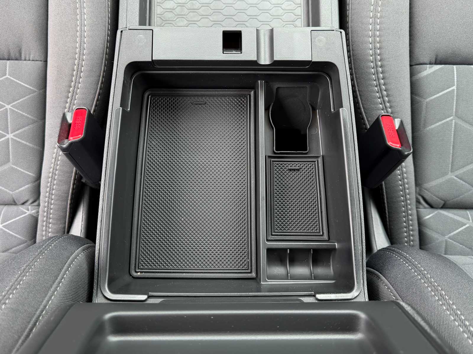 Thumbnail: 2025 Nissan Frontier - 21