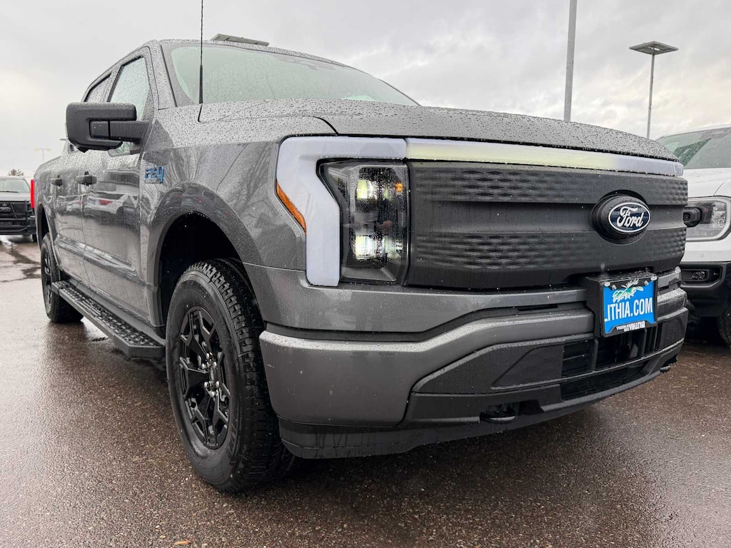 New 2025 Ford F-150 Lightning XLT TRUCK