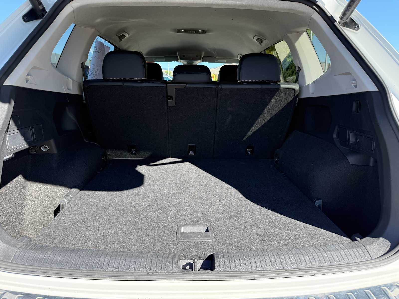 Thumbnail: 2024 Volkswagen Tiguan - 10