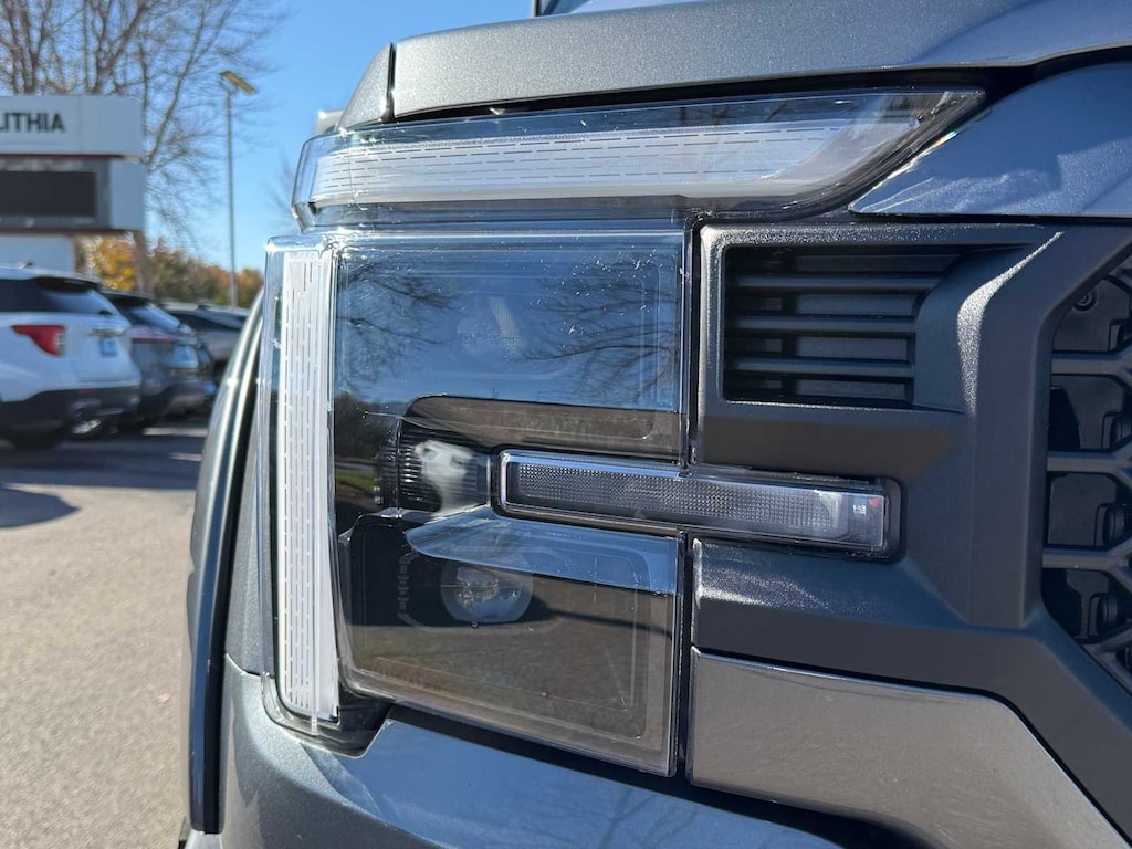 New 2025 Ford F-150 Lariat Truck SuperCrew Cab