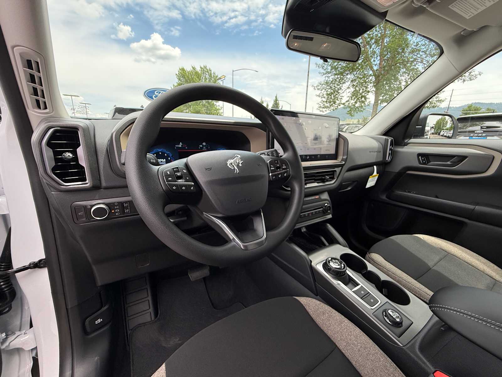 Thumbnail: 2025 Ford Bronco Sport - 13