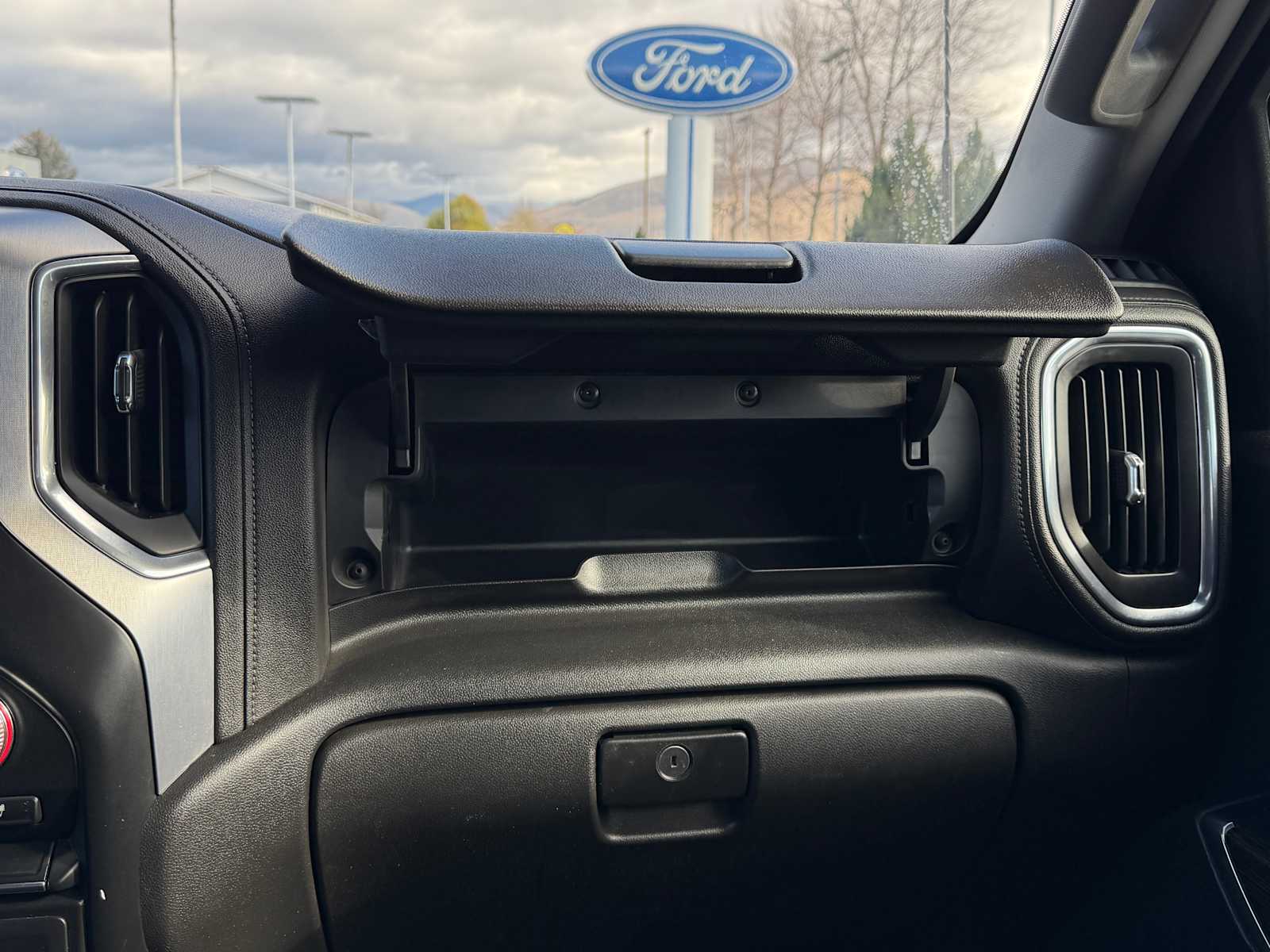 Thumbnail: 2023 GMC Sierra 2500 - 23