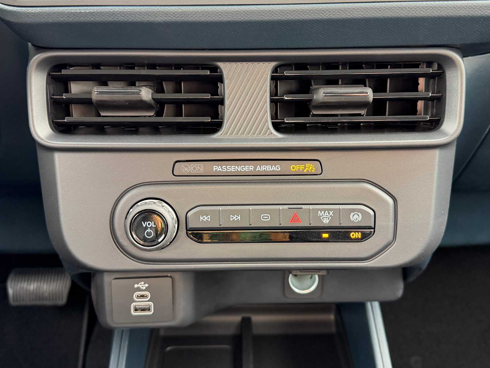 Thumbnail: 2026 Ford Maverick - 16