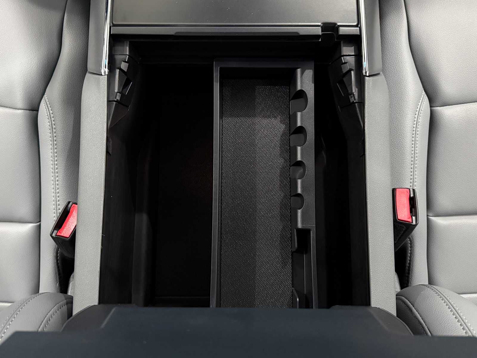 Thumbnail: 2025 Ford F-150 - 19