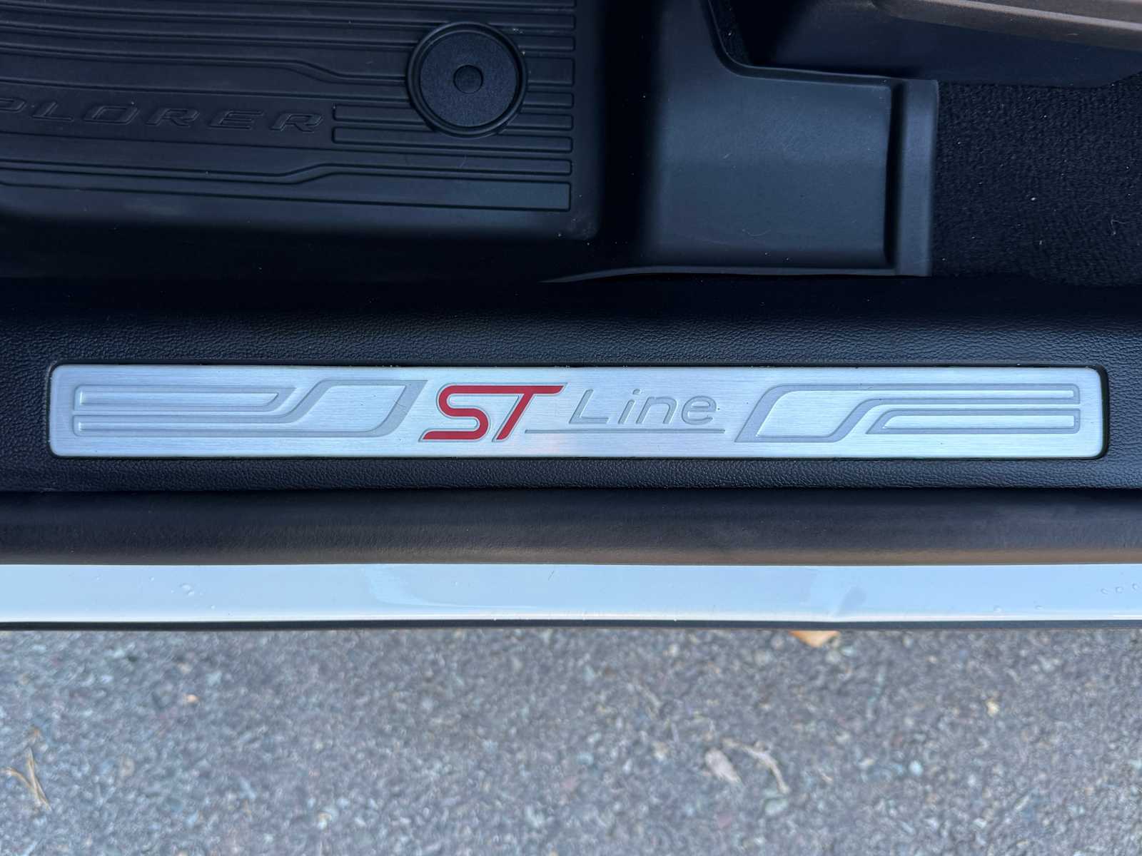 Thumbnail: 2025 Ford Explorer - 12