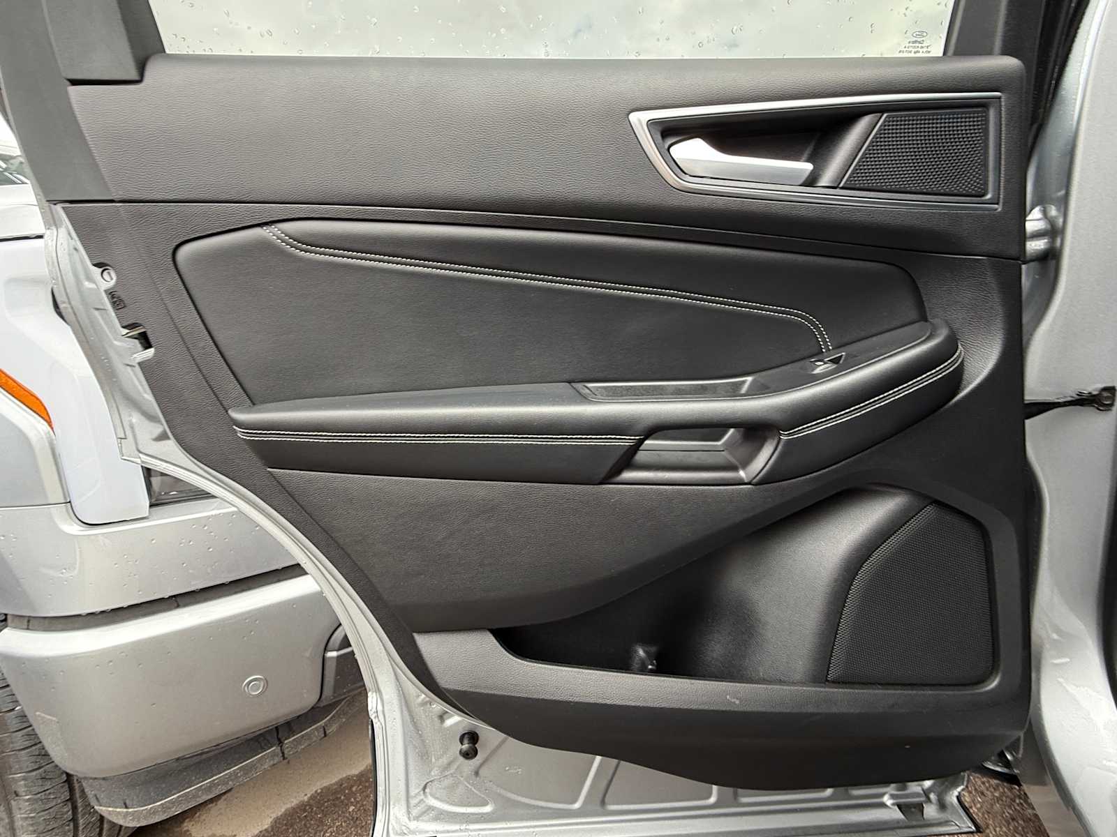 Thumbnail: 2024 Ford Edge - 24