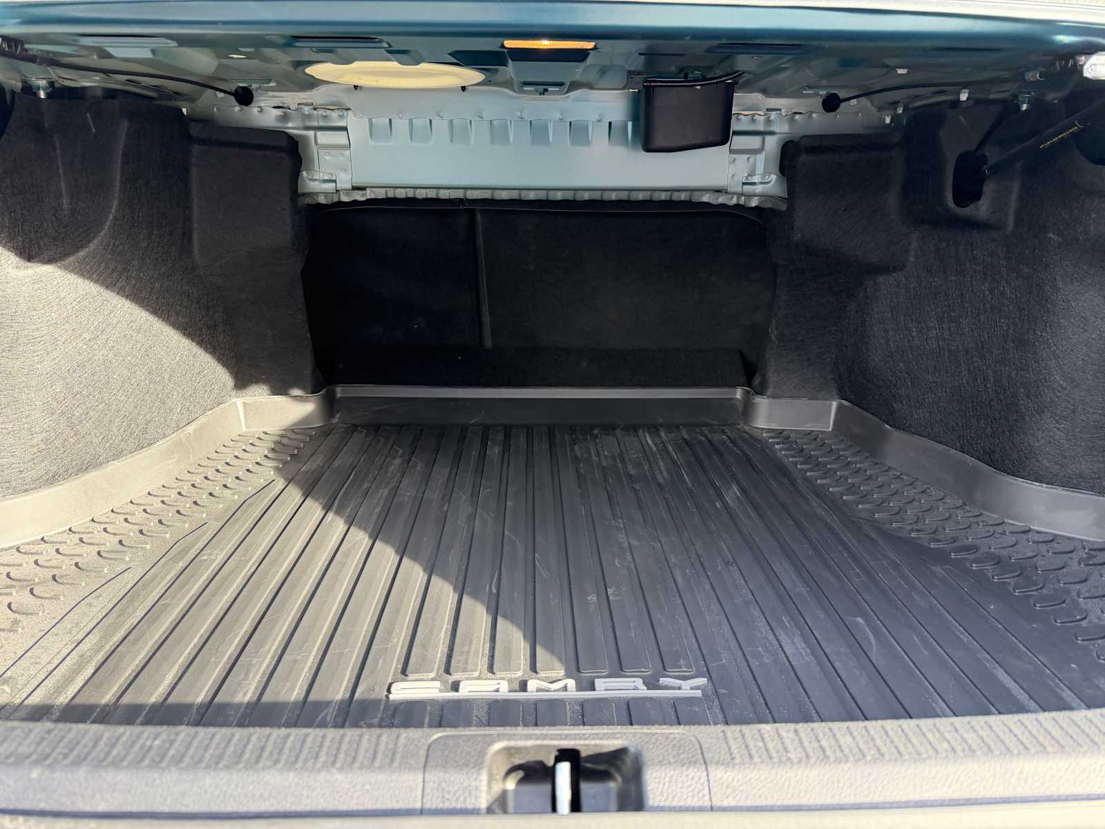 Thumbnail: 2025 Toyota Camry - 10