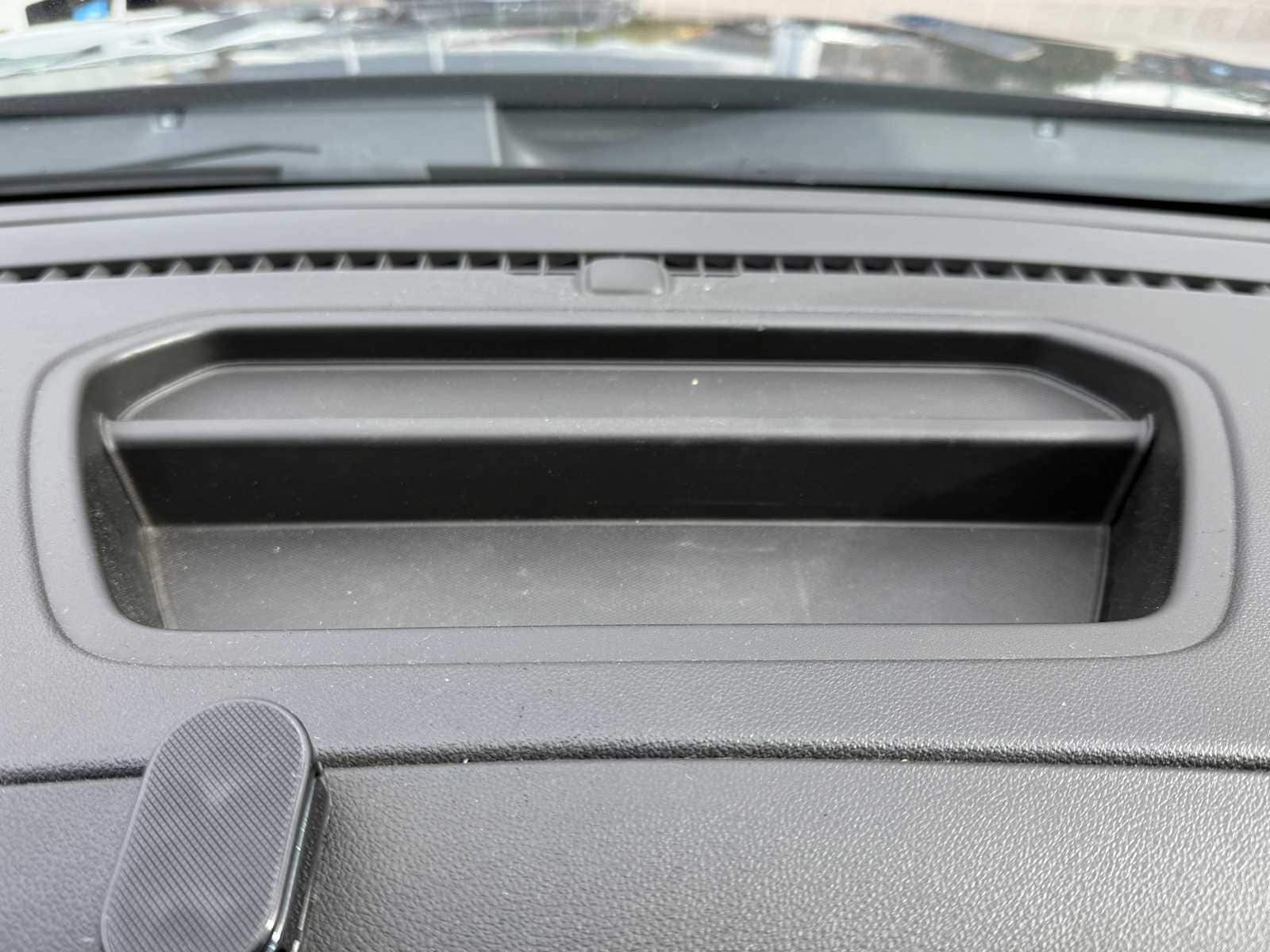 Thumbnail: 2019 Chevrolet Silverado 1500 - 17