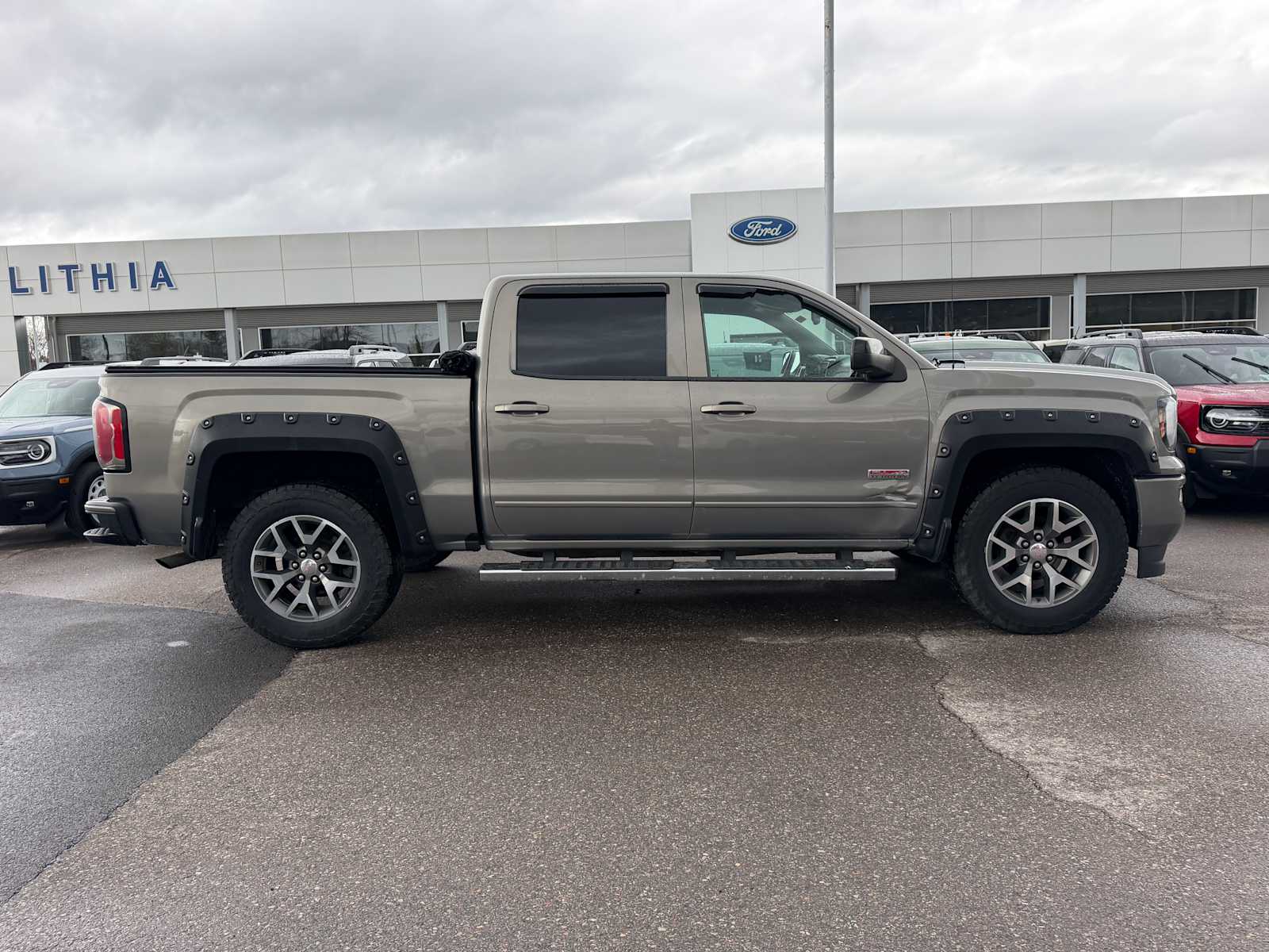 Thumbnail: 2017 GMC Sierra 1500 - 6