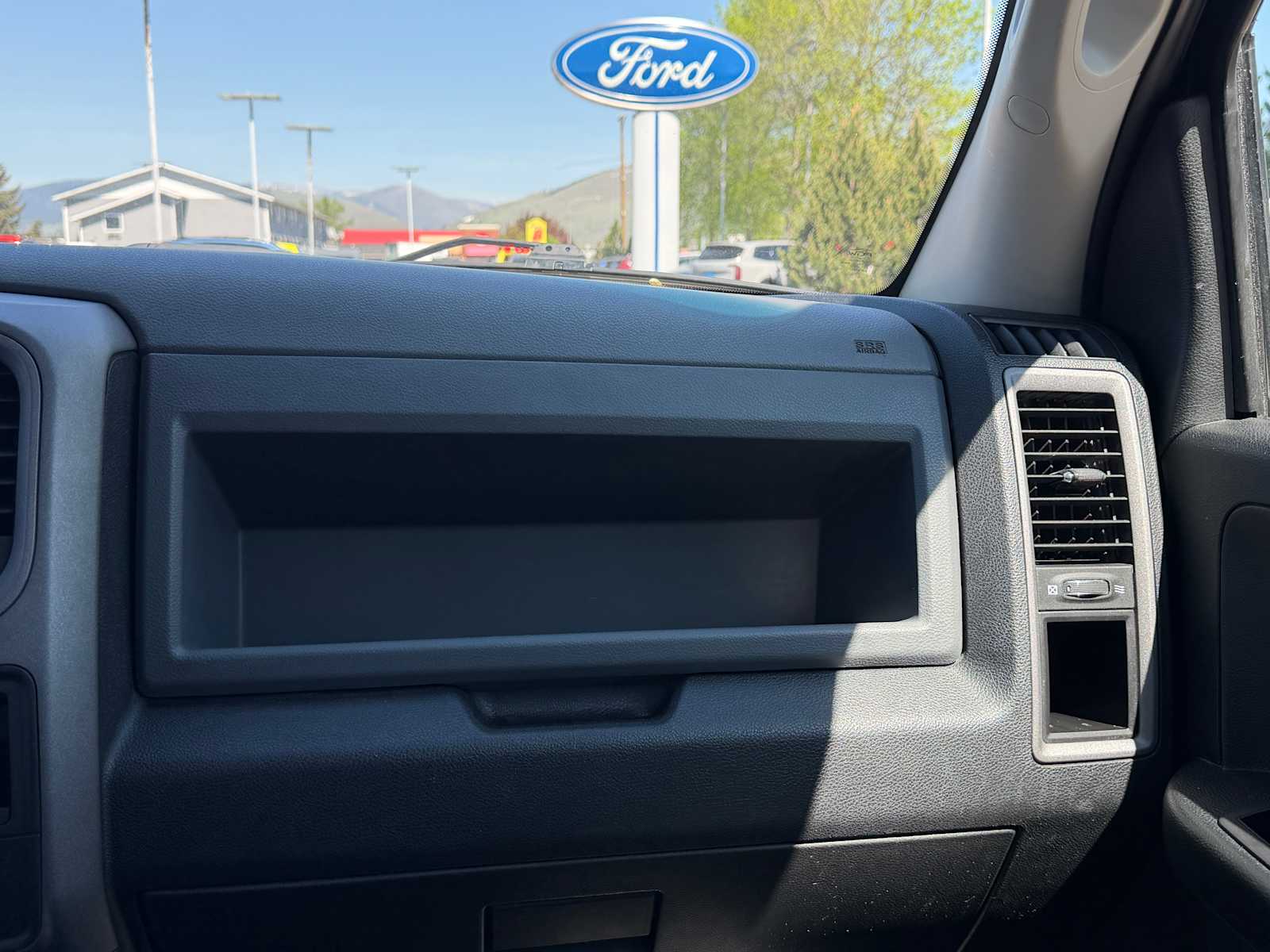 Thumbnail: 2018 RAM 1500 - 23