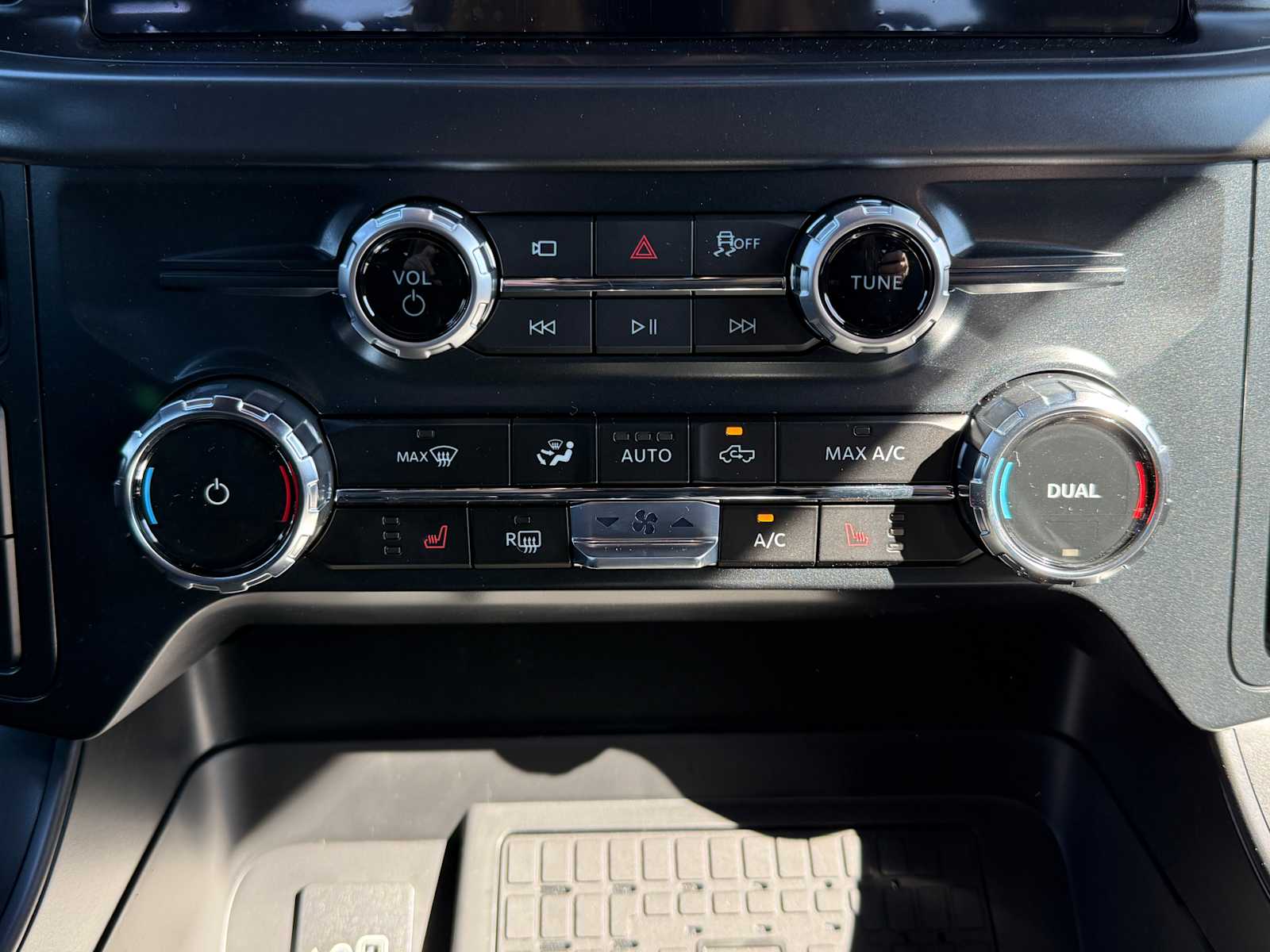 Thumbnail: 2025 Ford F-150 - 18