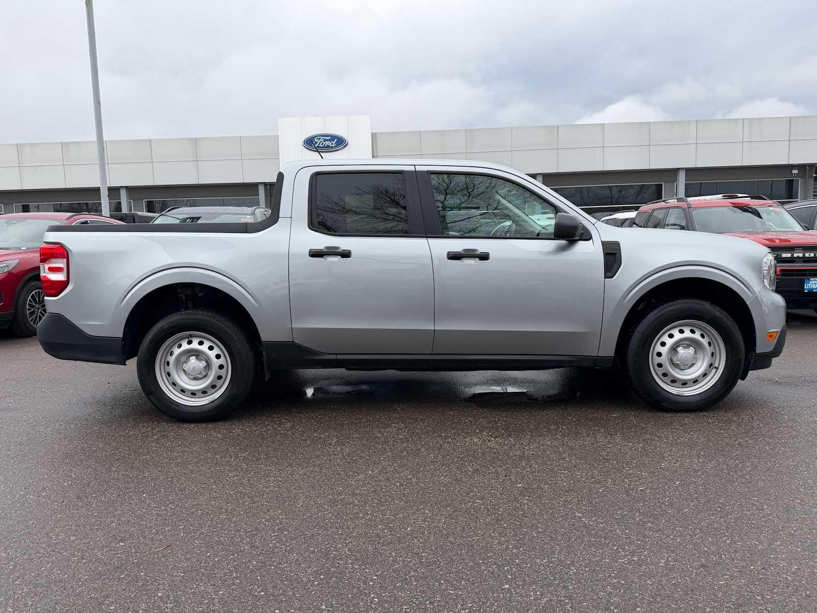 Thumbnail: 2022 Ford Maverick - 6