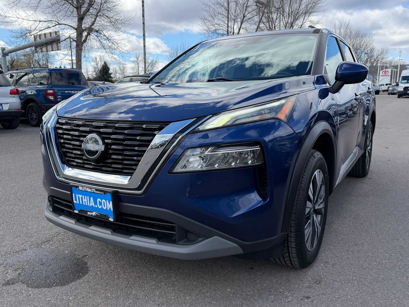 2023 Nissan Rogue SV