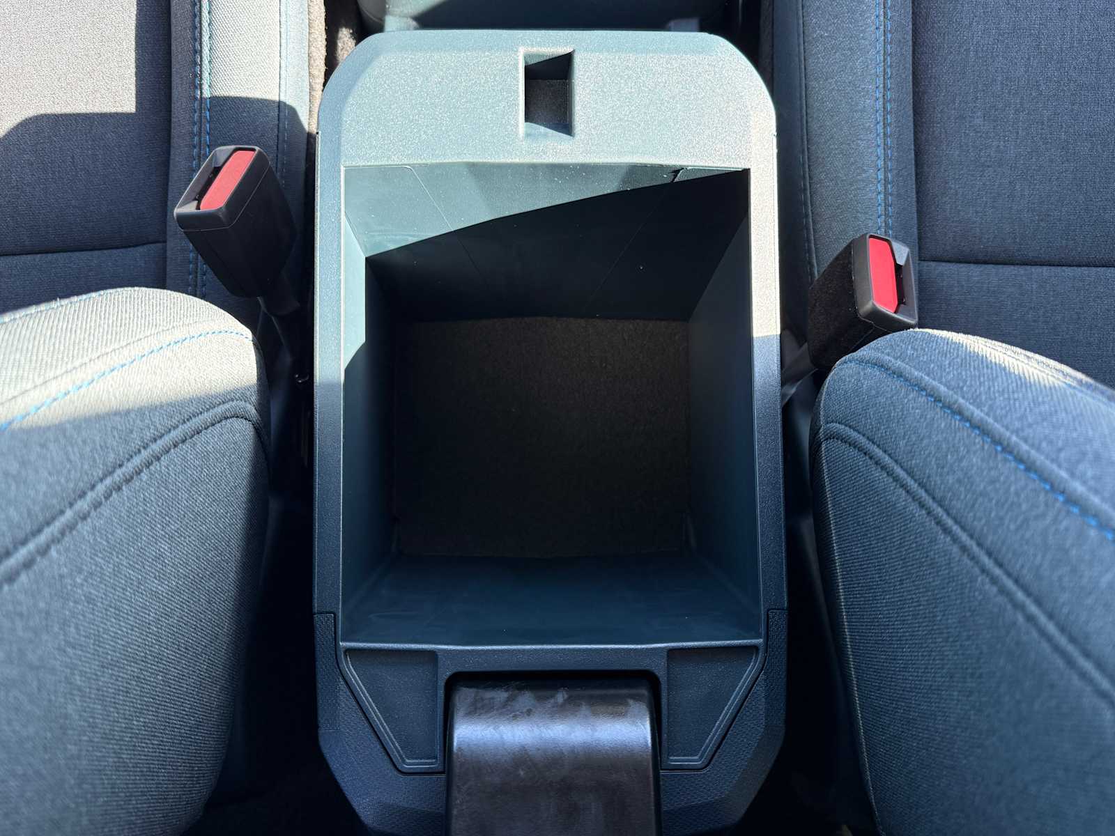 Thumbnail: 2025 Ford Maverick - 21