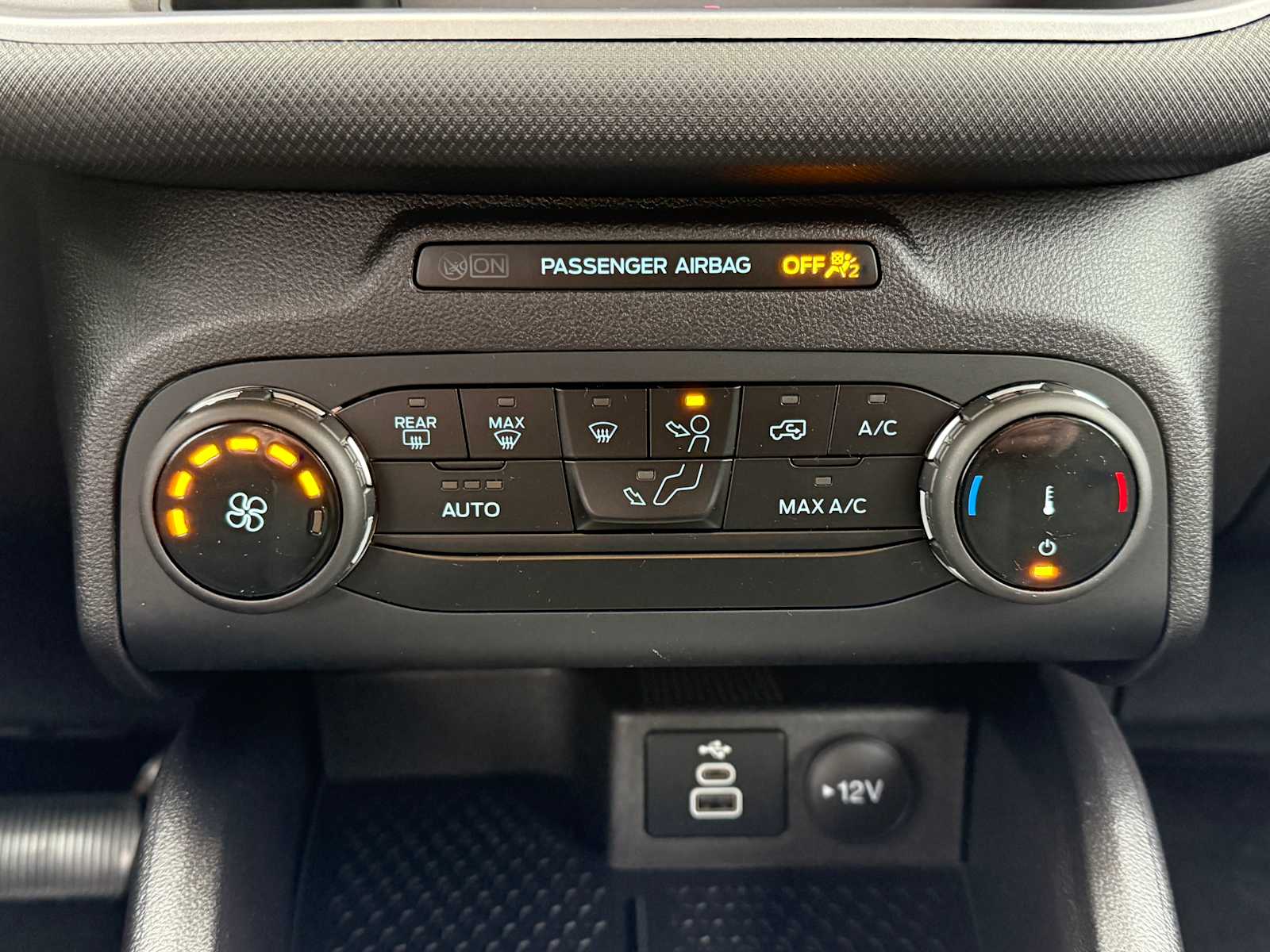 Thumbnail: 2024 Ford Bronco Sport - 17