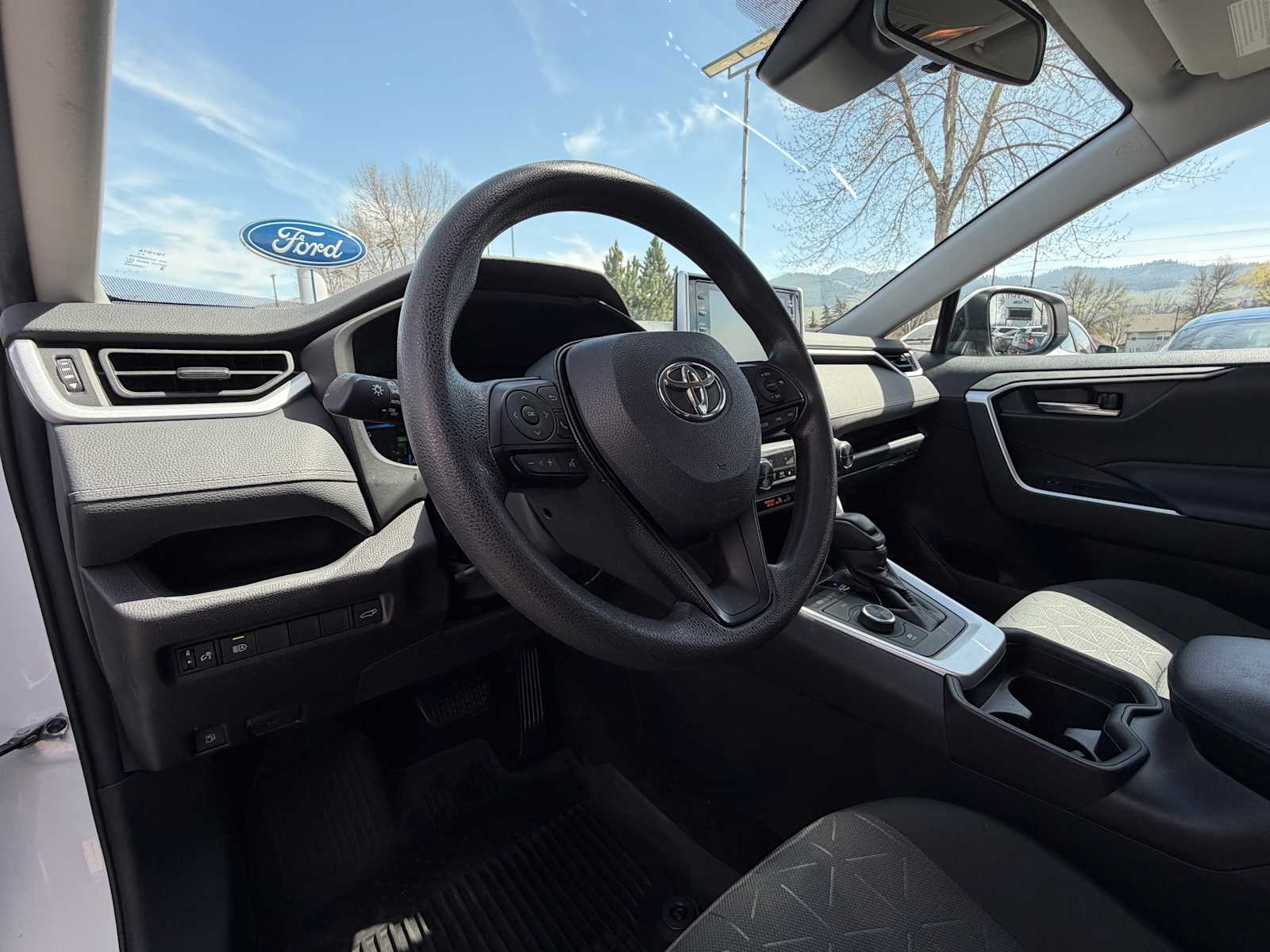 Thumbnail: 2021 Toyota RAV4 - 12