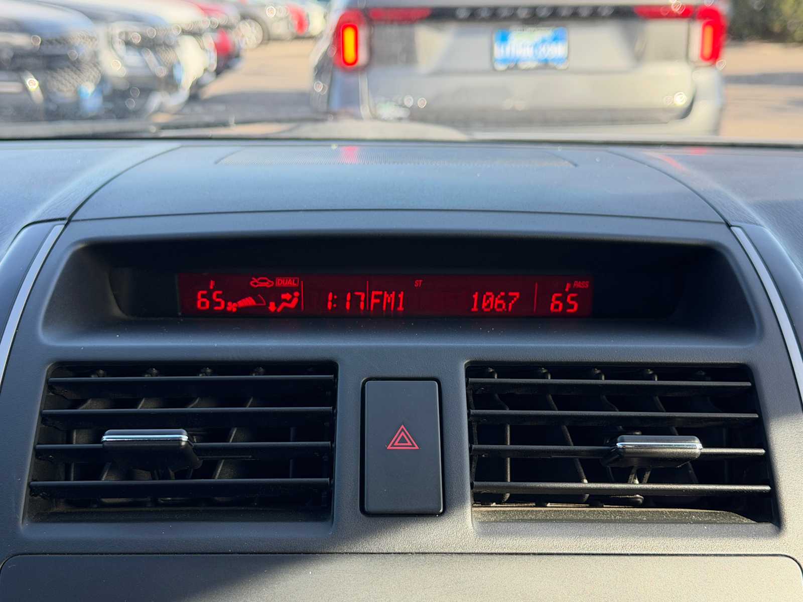 Thumbnail: 2011 Mazda CX-9 - 15