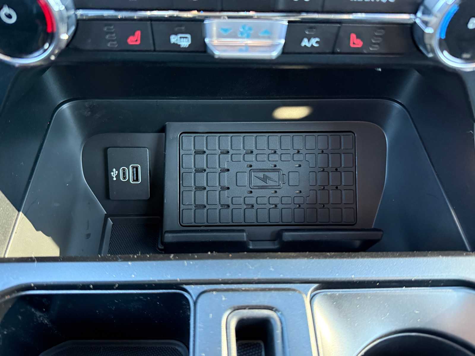 Thumbnail: 2025 Ford F-150 - 19