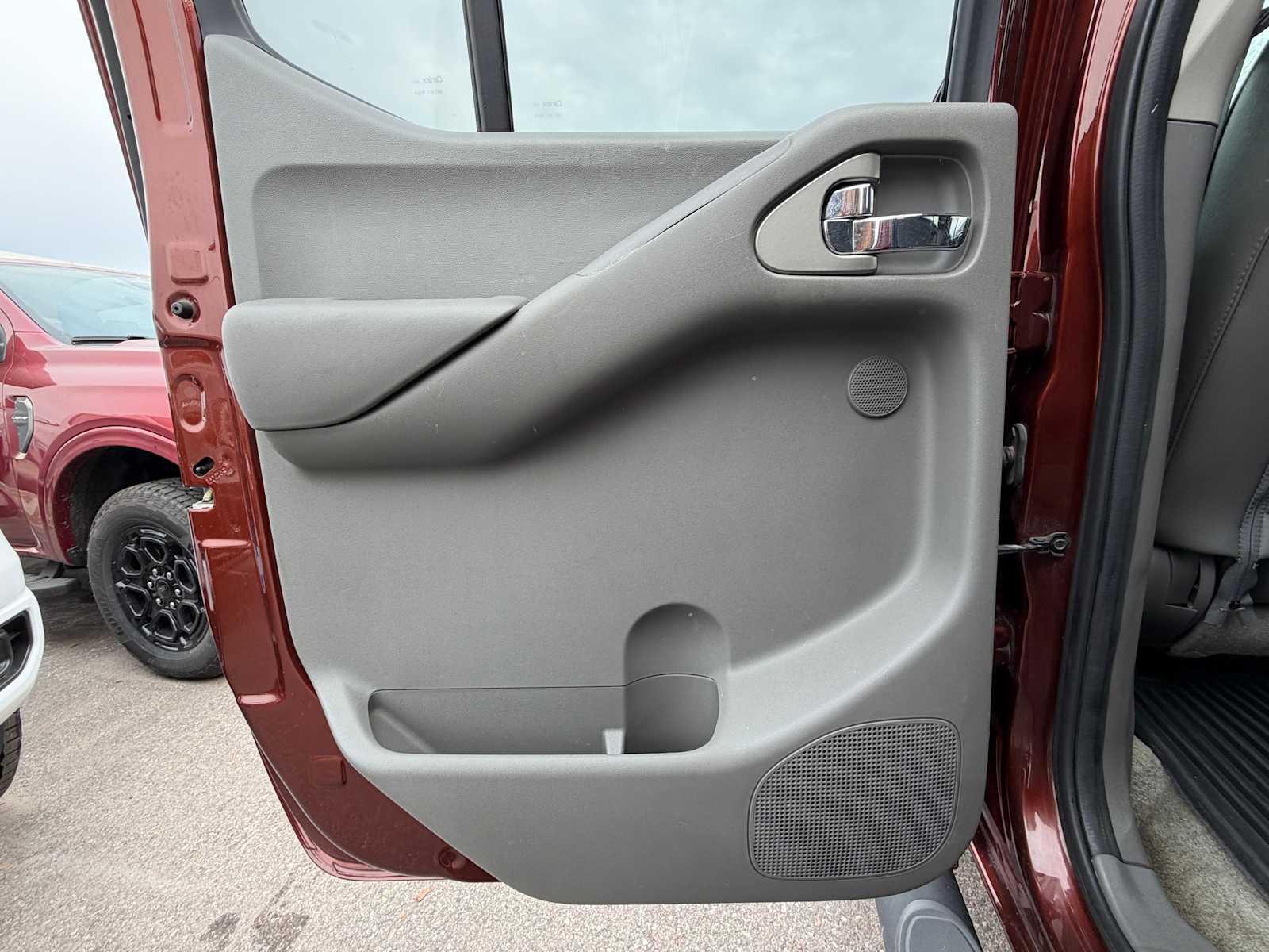 Thumbnail: 2016 Nissan Frontier - 25