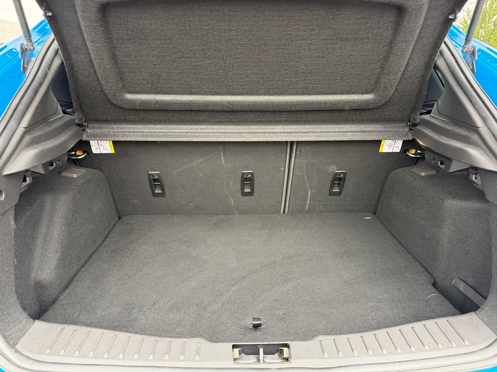 Thumbnail: 2017 Ford Focus - 10