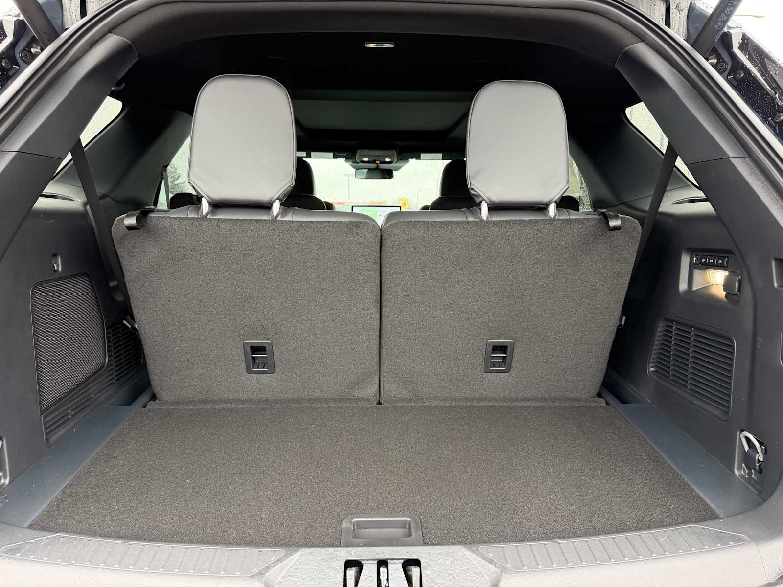 Thumbnail: 2026 Ford Explorer - 10