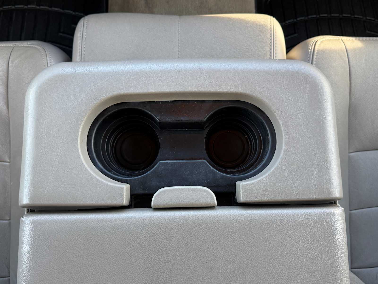 Thumbnail: 2008 Ford Econoline - 18