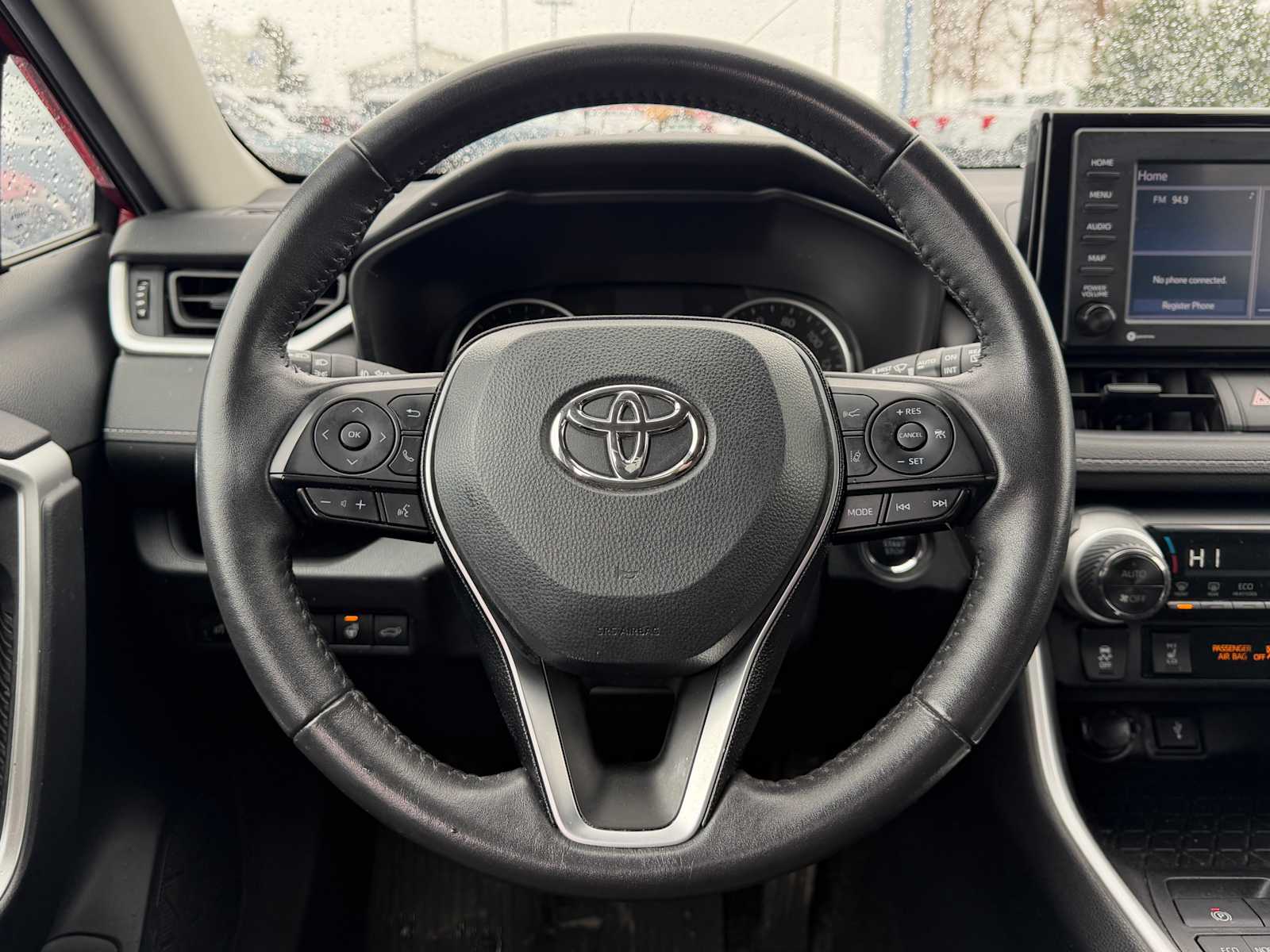 Thumbnail: 2021 Toyota RAV4 - 15