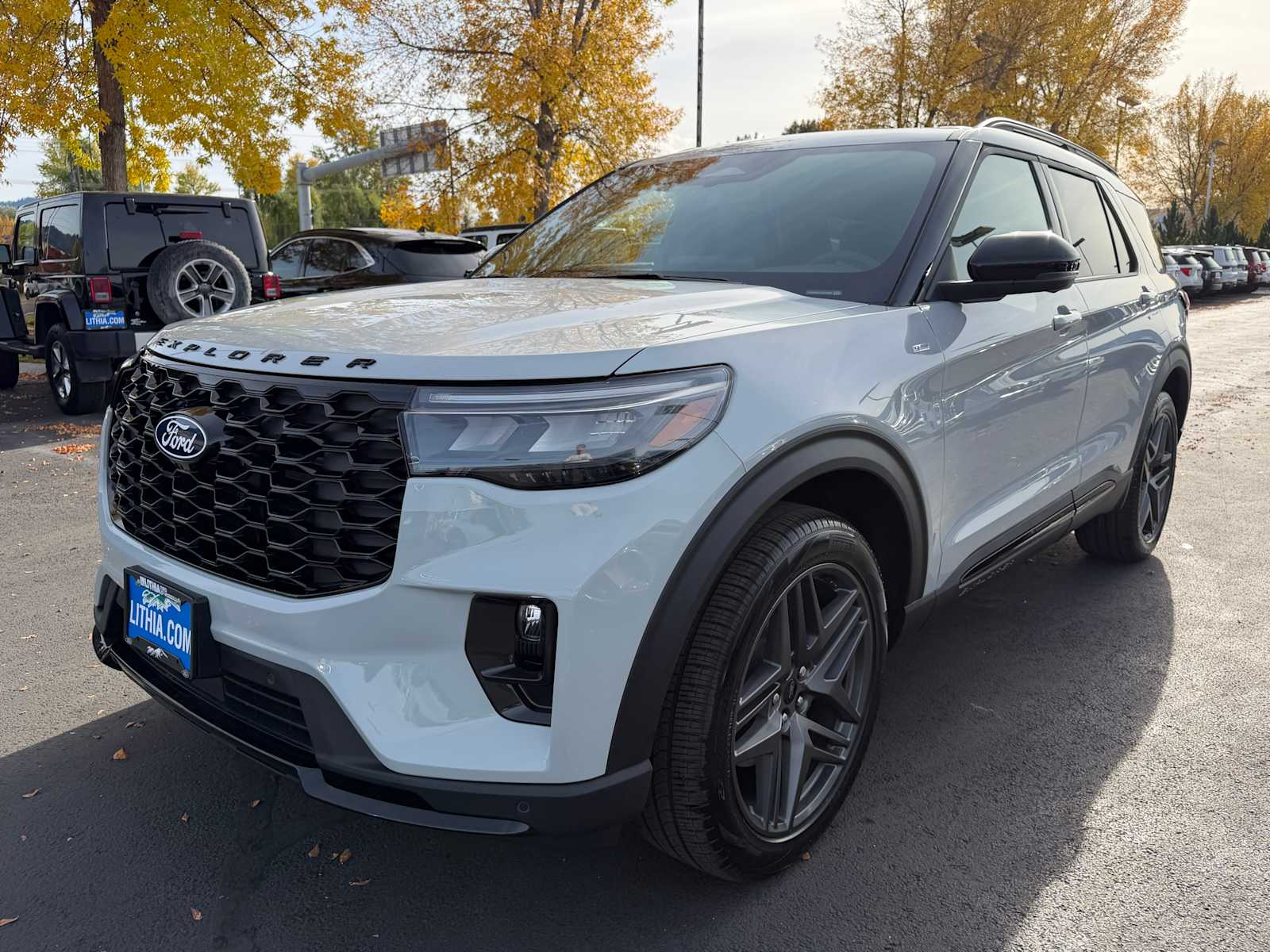 2027 Ford Explorer ST-Line SUV