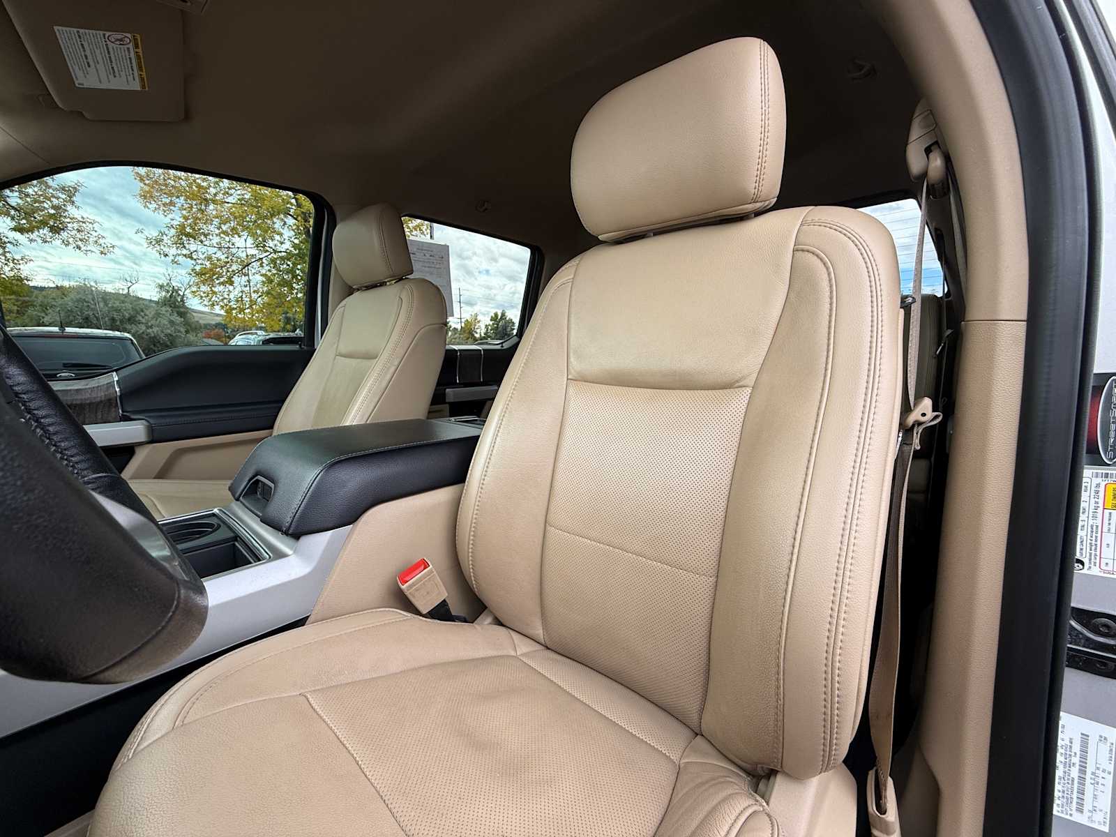 Thumbnail: 2019 Ford Econoline - 12