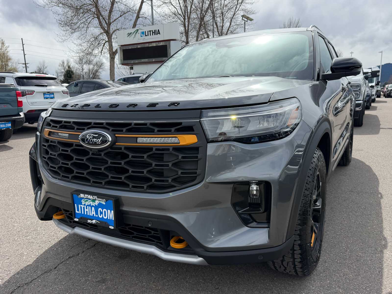 2026 Ford Explorer Tremor 4WD's photo