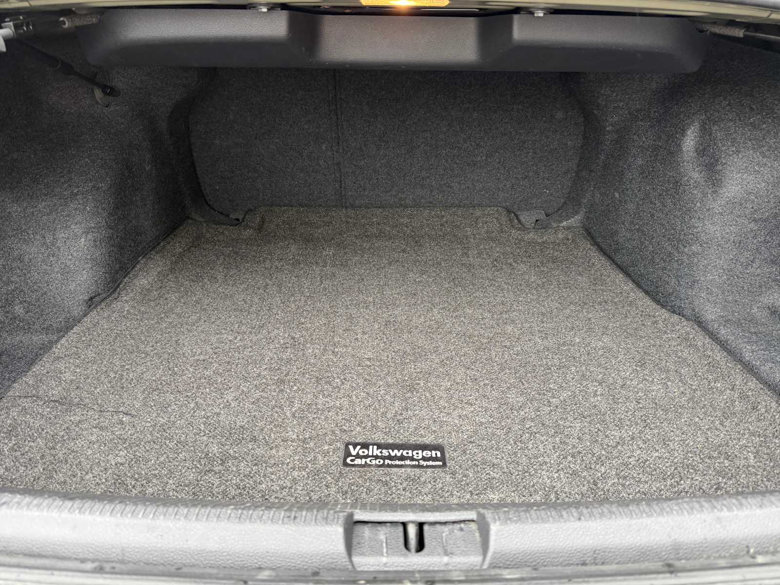 Thumbnail: 2021 Volkswagen Passat - 10