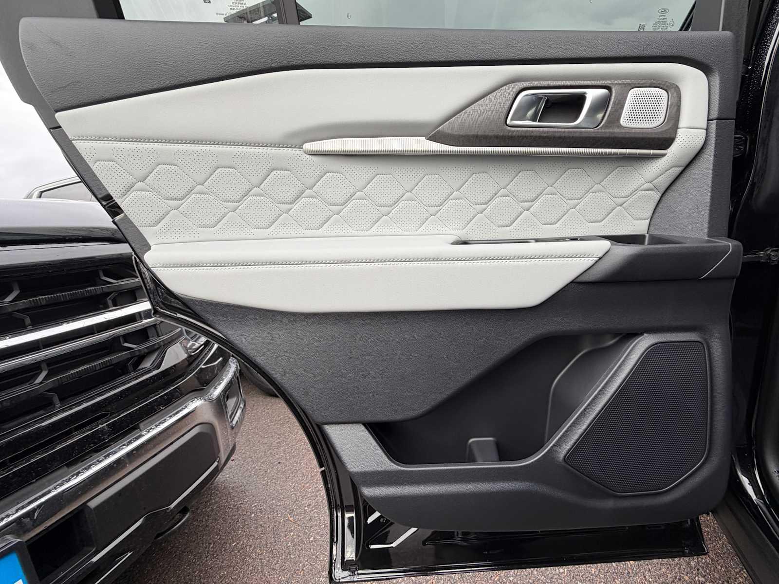 Thumbnail: 2026 Ford Explorer - 24